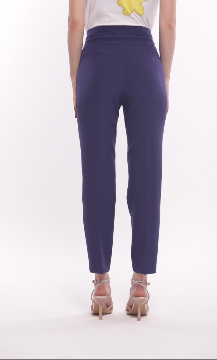 Pantalone sigaretta