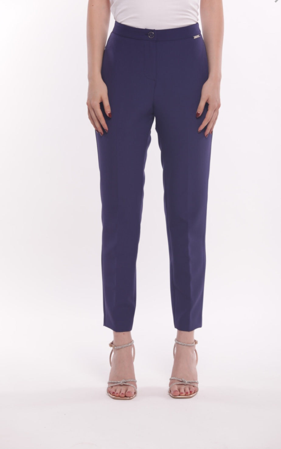 Pantalone sigaretta