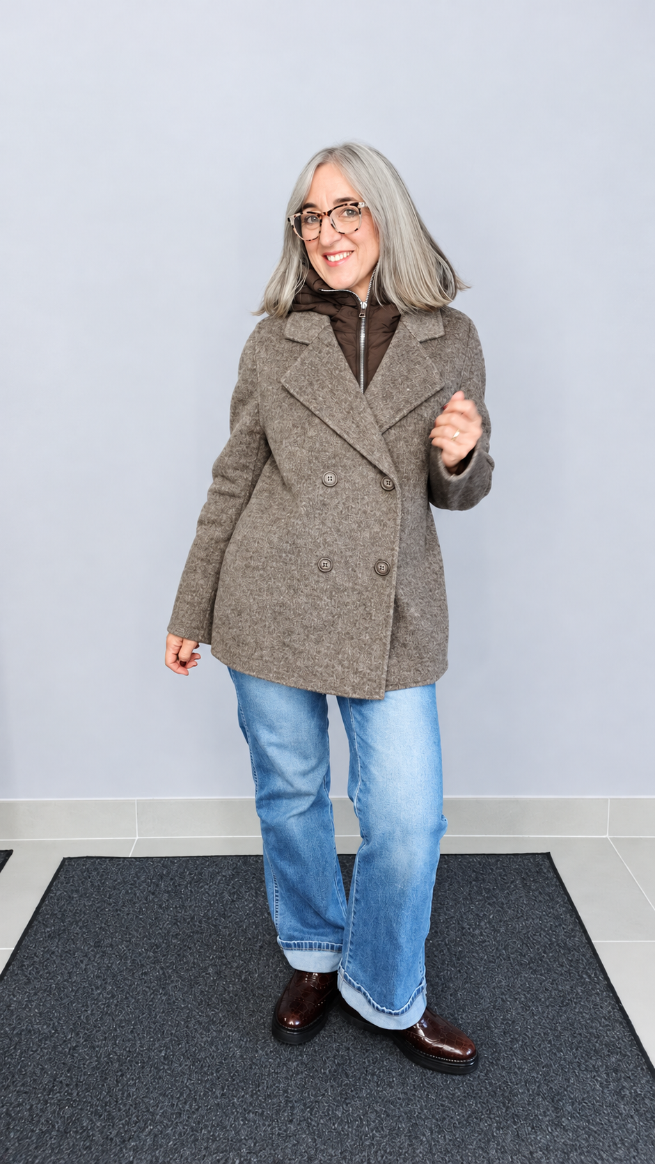 CAPPOTTO CORTO CON DETTAGLIO PIUMINO REMOVIBILE