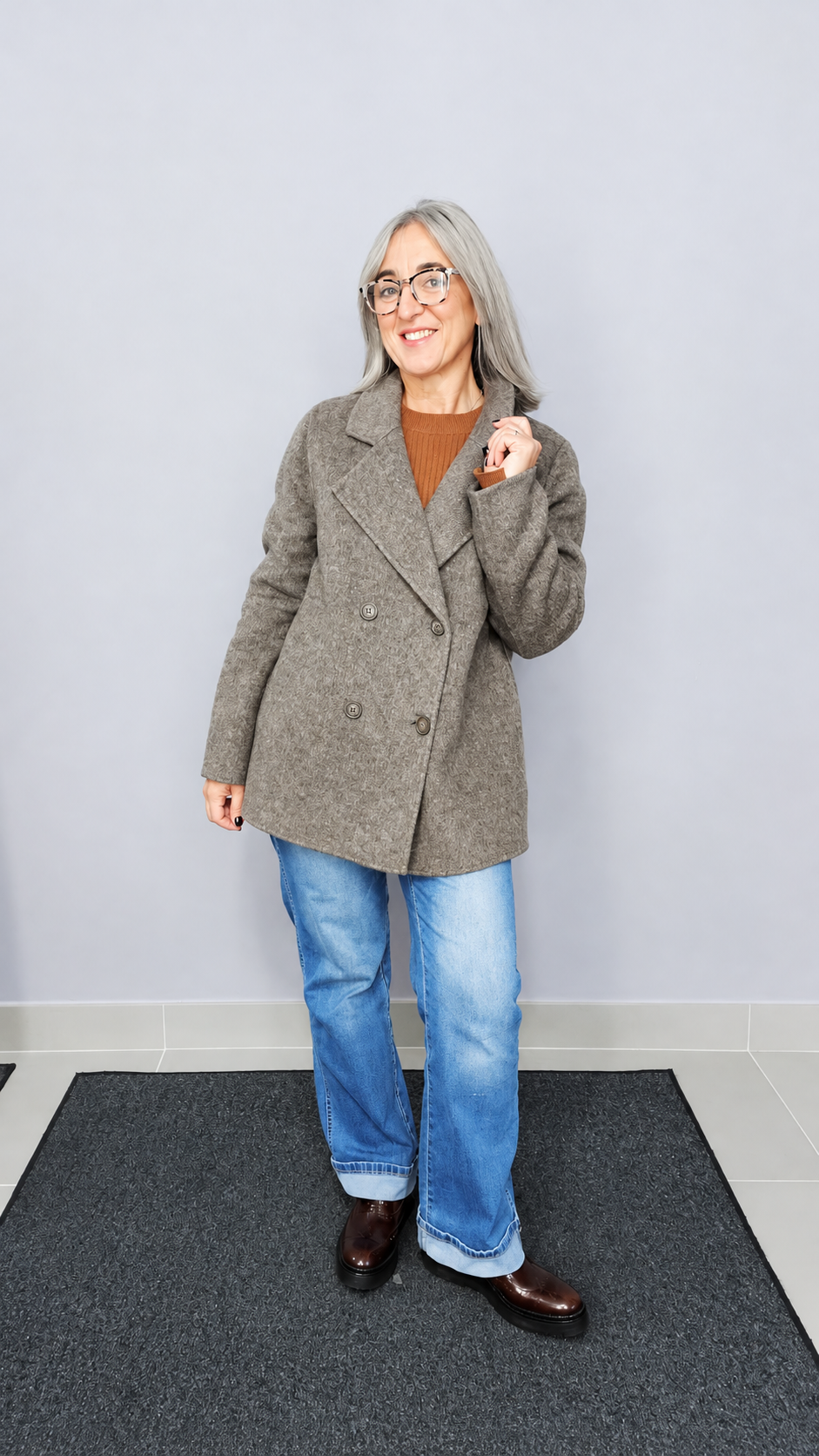 CAPPOTTO CORTO CON DETTAGLIO PIUMINO REMOVIBILE