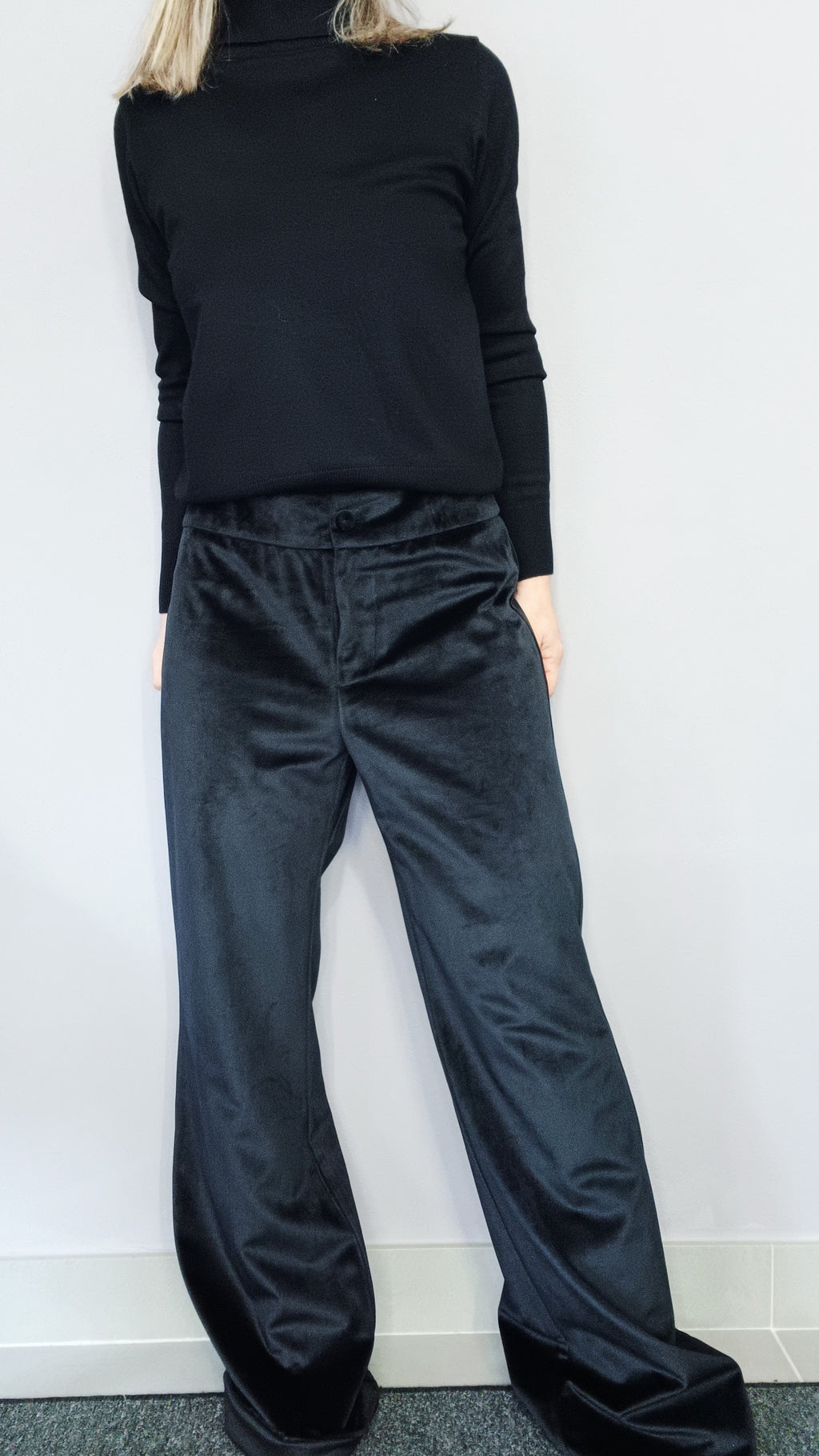 PANTALONE VELLUTO LISCIO