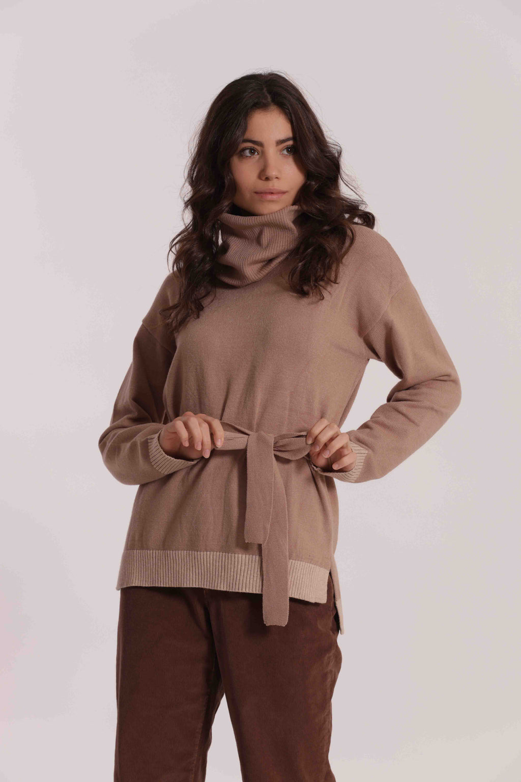 MAGLIA BICOLOR CON CINTURA