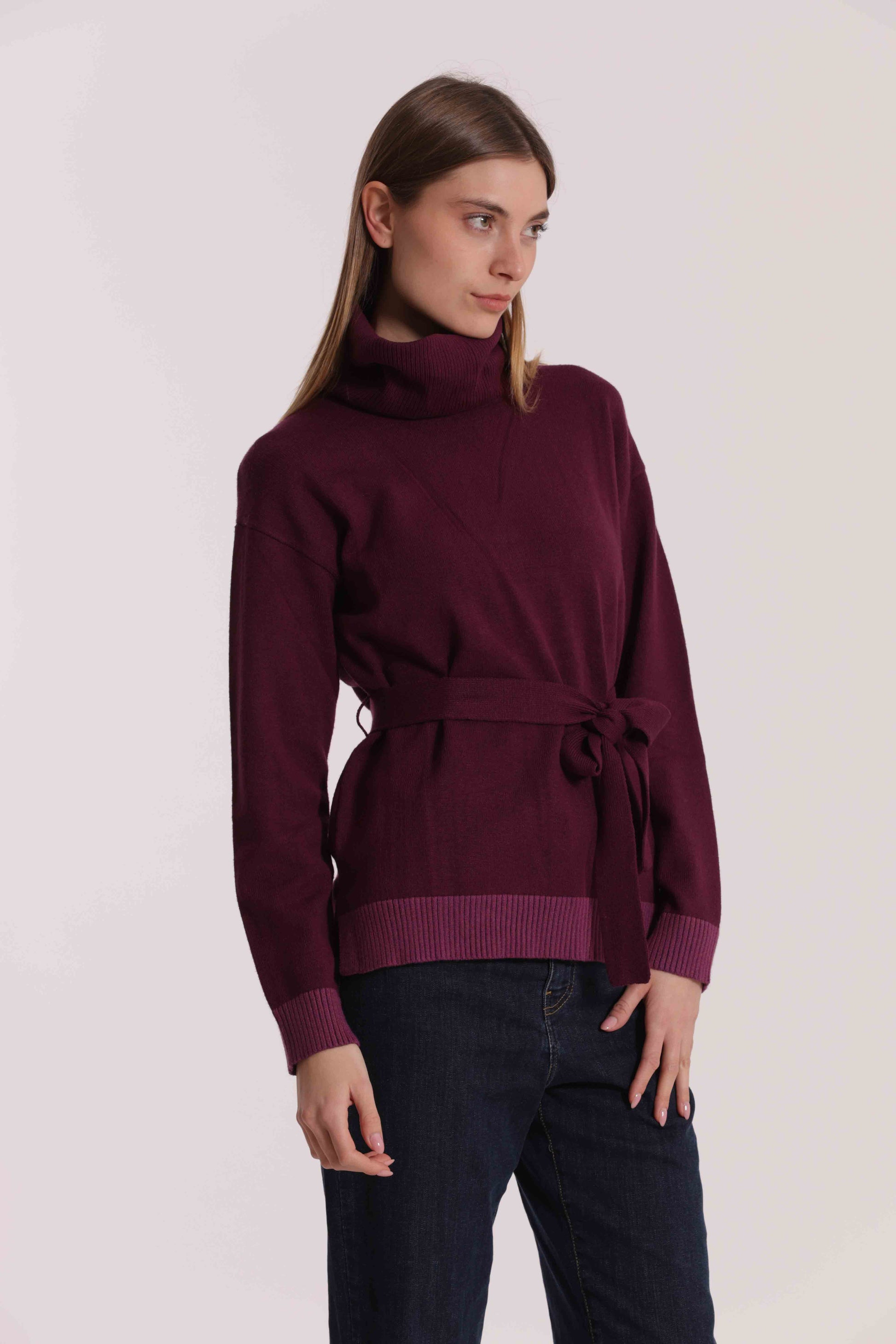 MAGLIA BICOLOR CON CINTURA