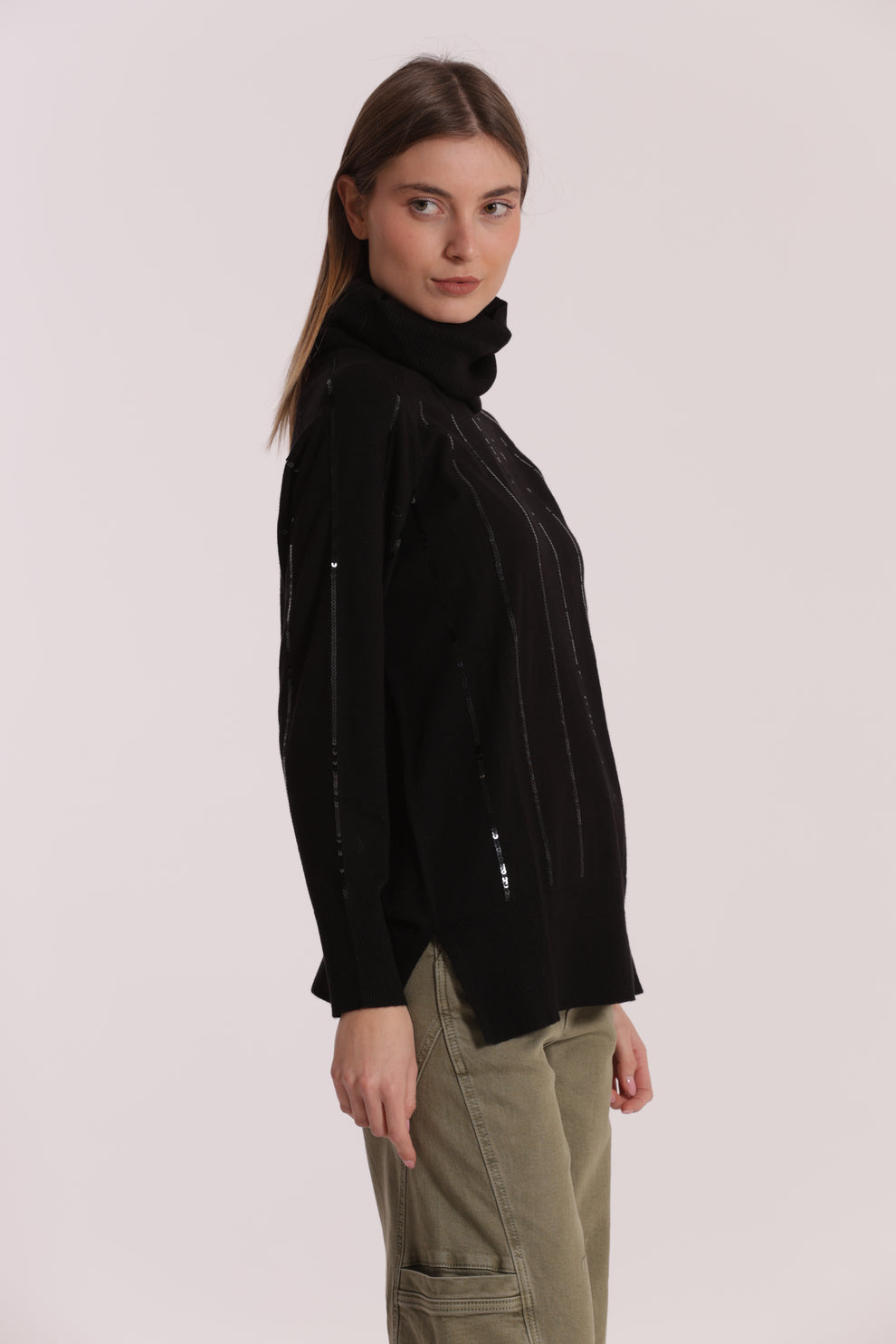 MAGLIA CON PAILLETTES