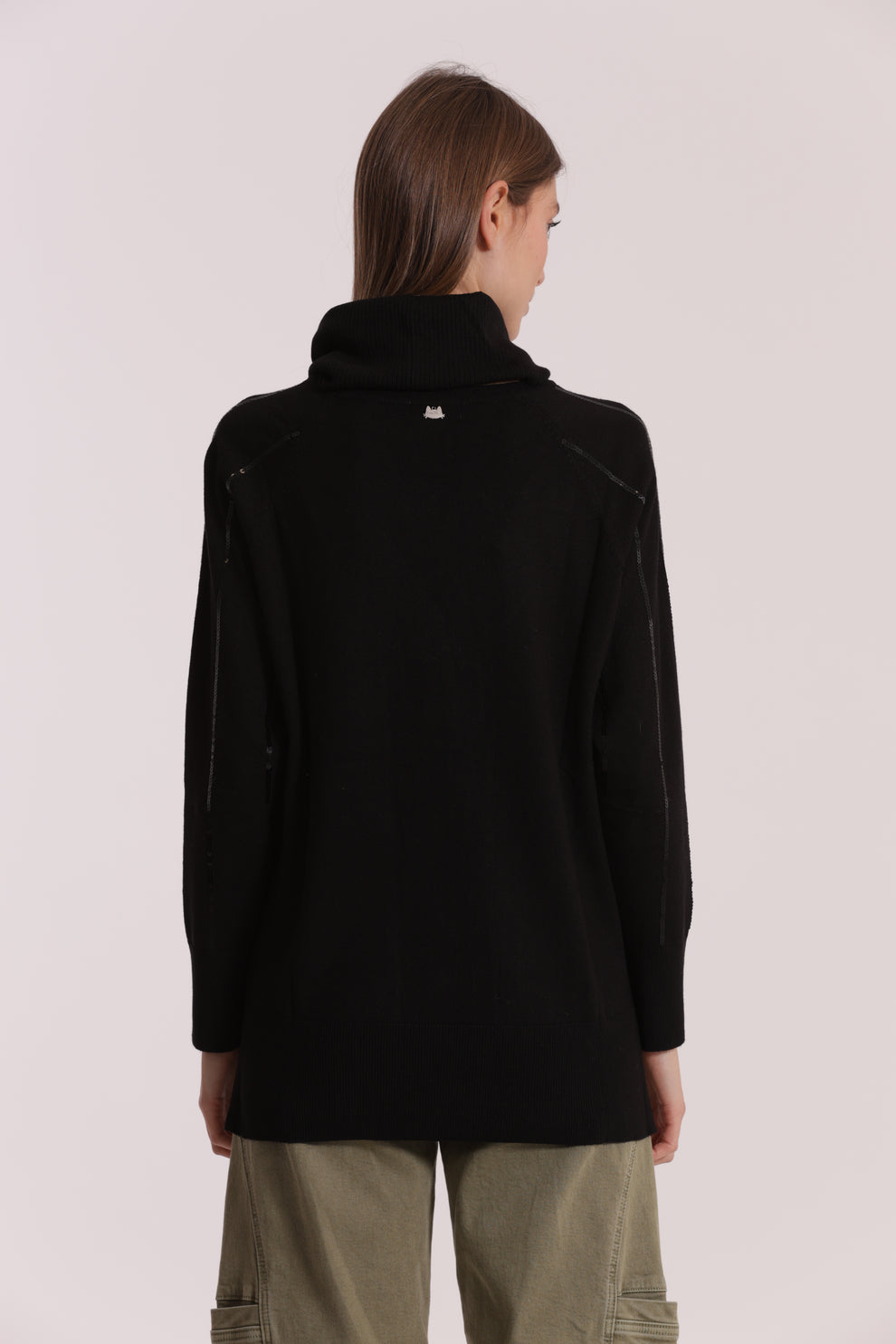 MAGLIA CON PAILLETTES