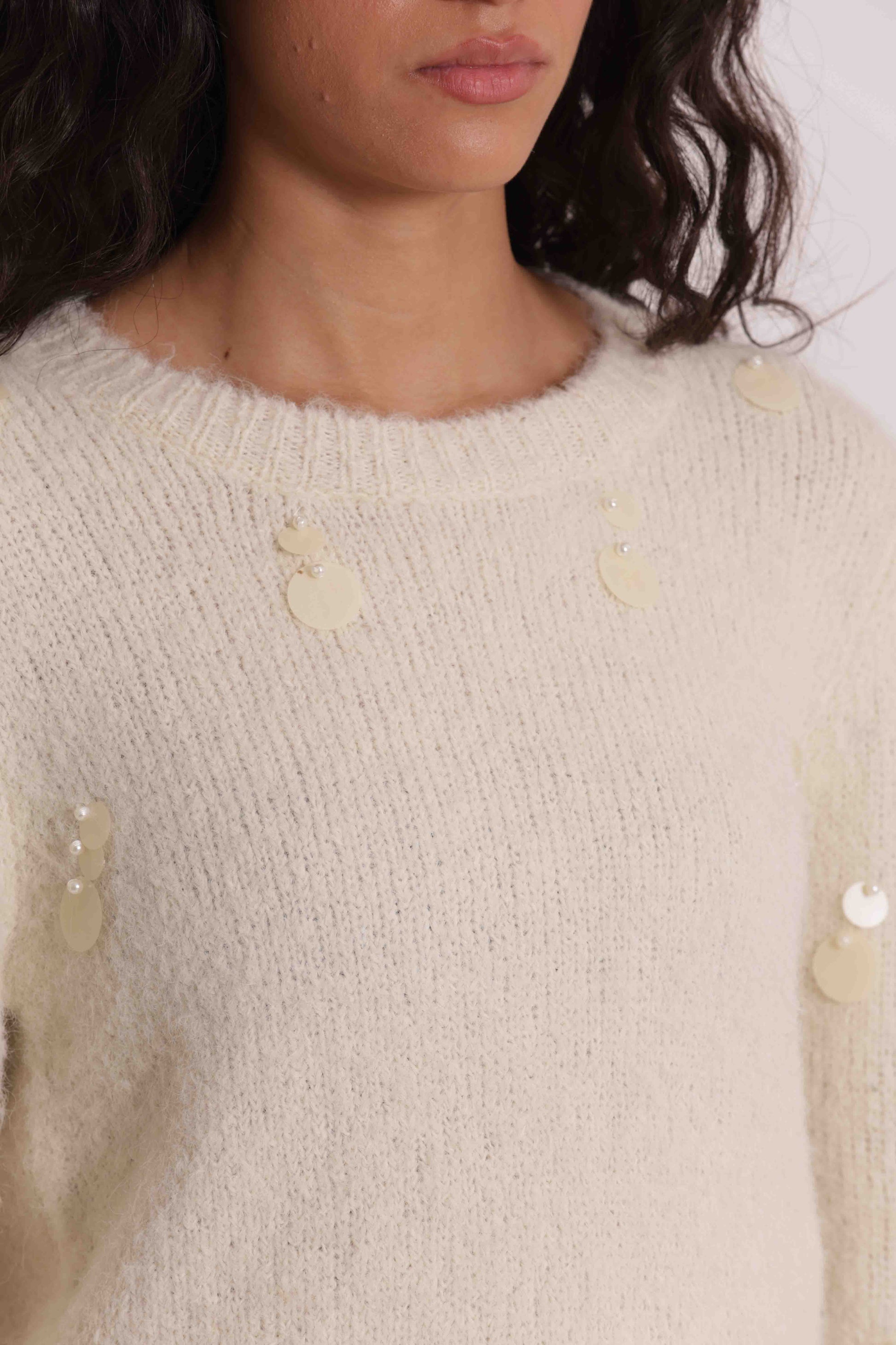 MAGLIA CON PAILLETTES GRANDI