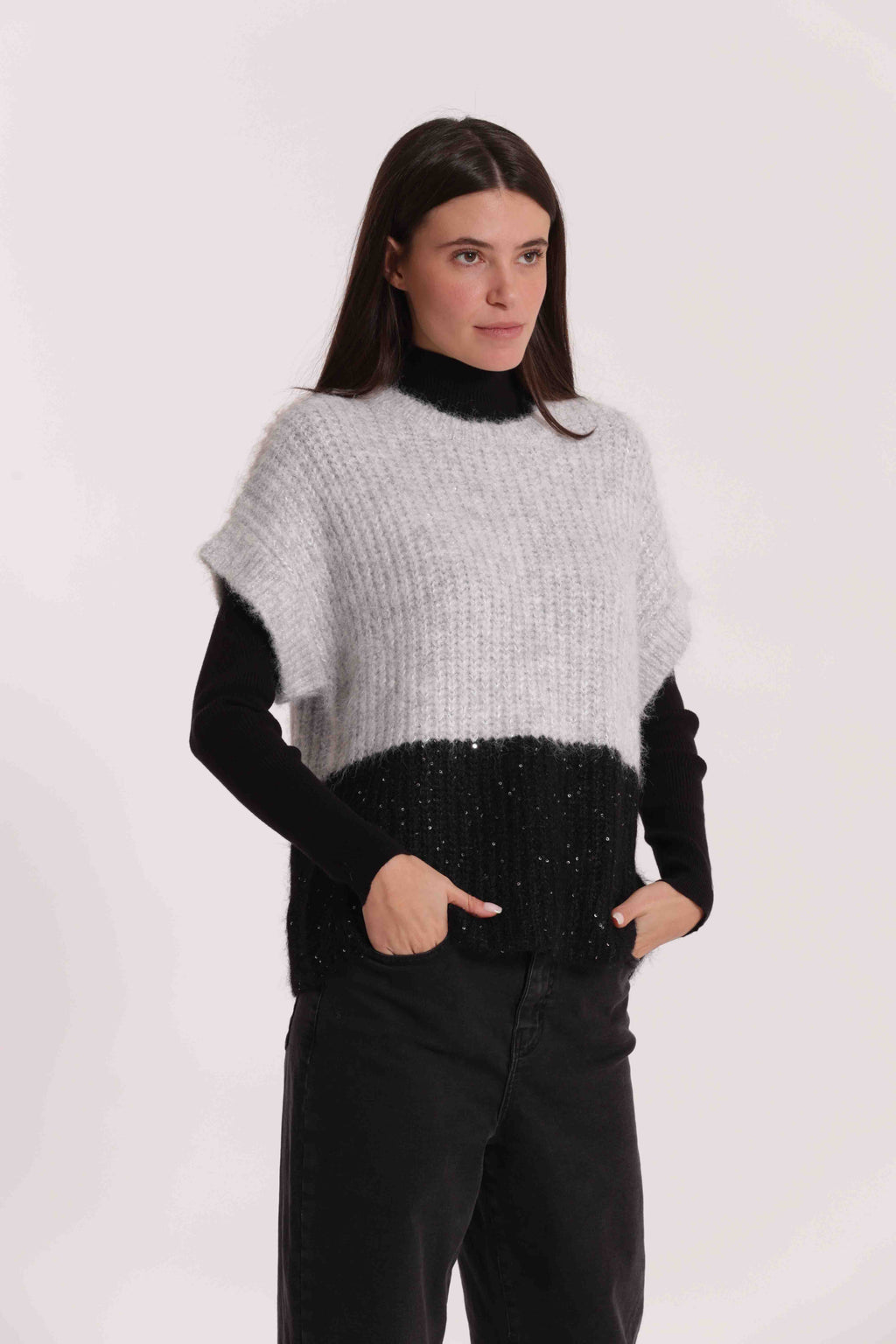 MAGLIA OVER MANICHE CORTE