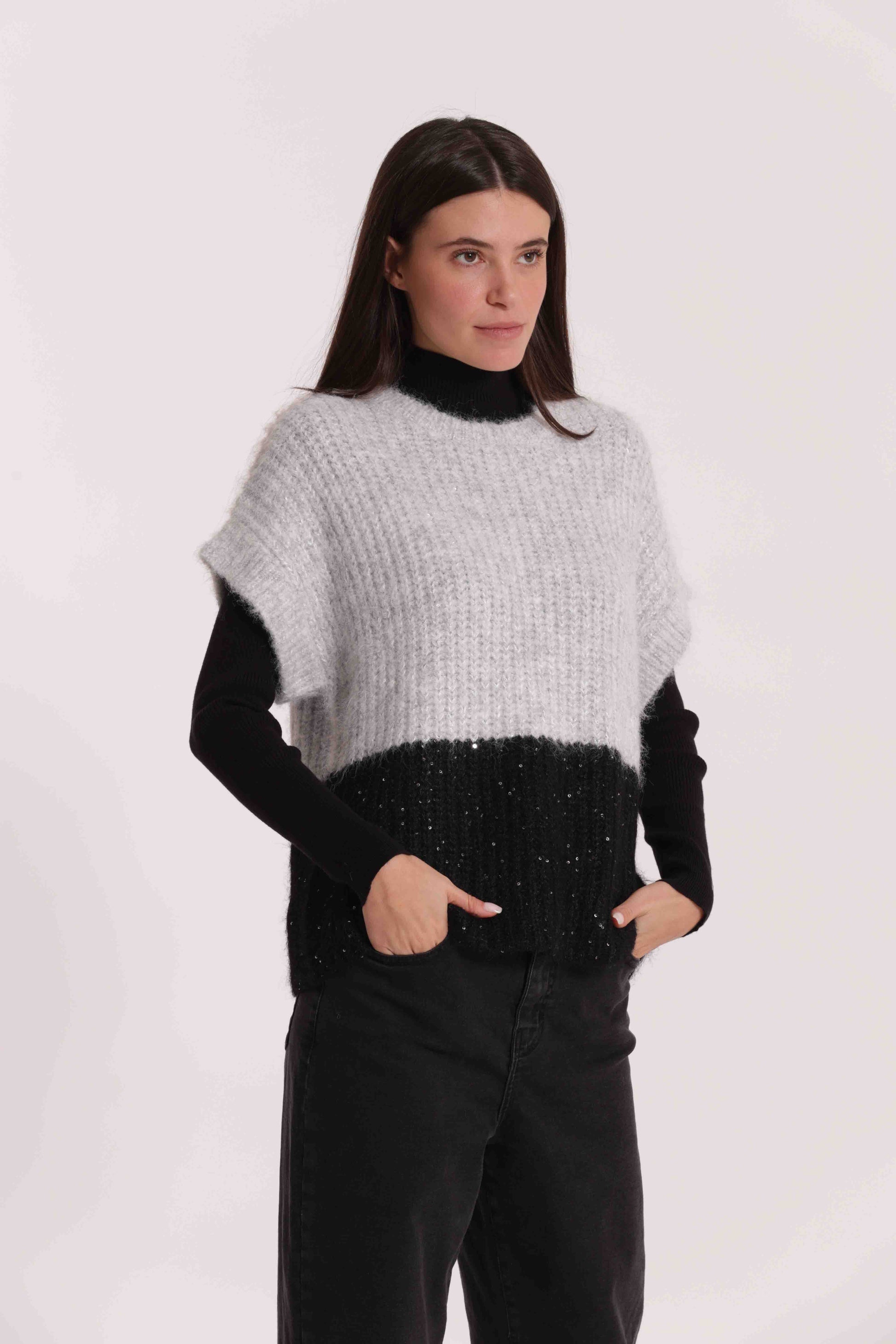 MAGLIA OVER MANICHE CORTE