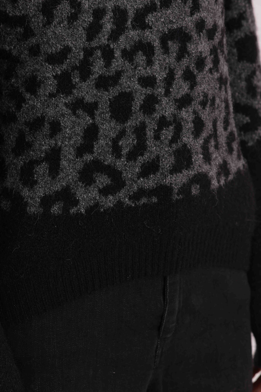 MAGLIA ANIMALIER BICOLOR