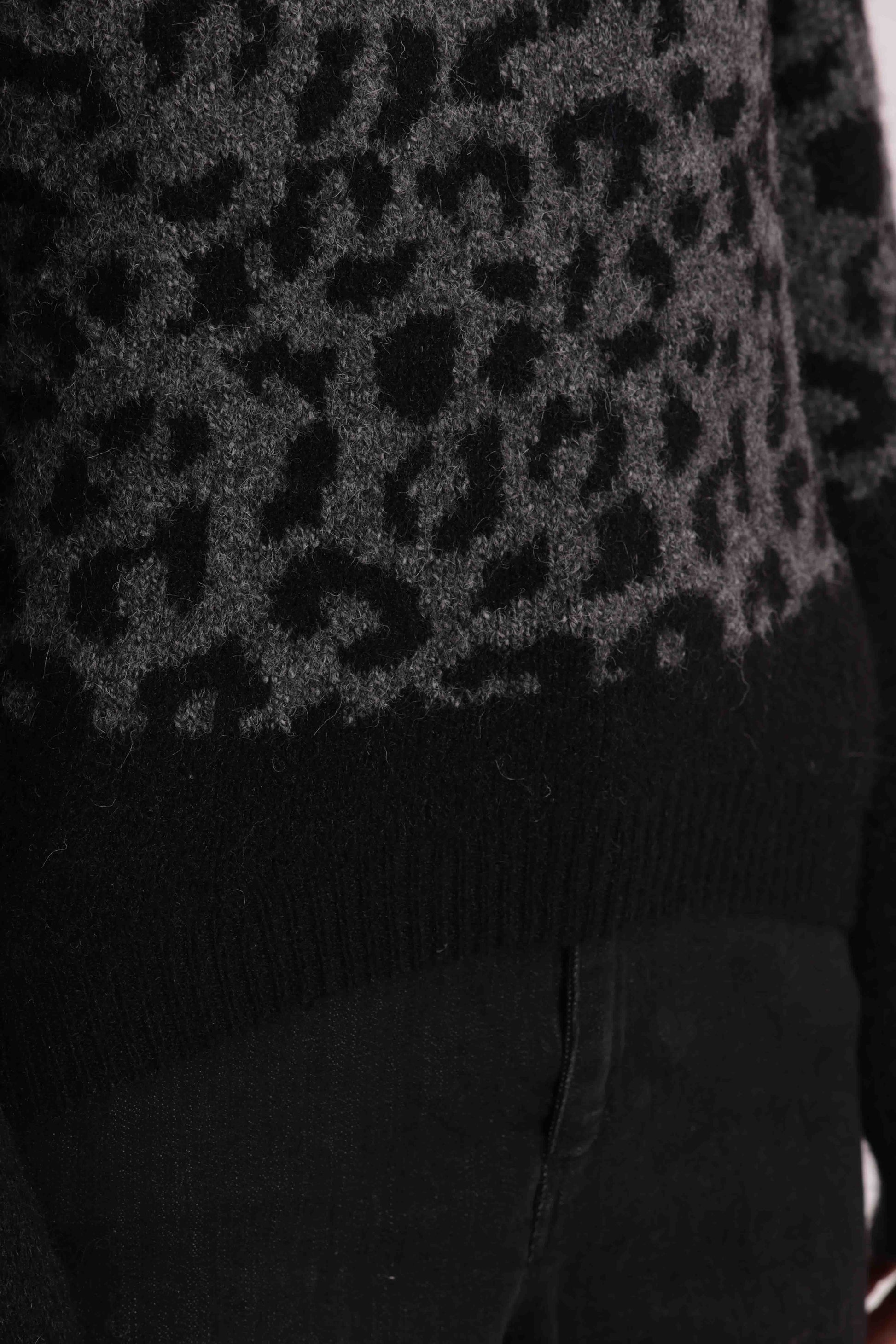 MAGLIA ANIMALIER BICOLOR