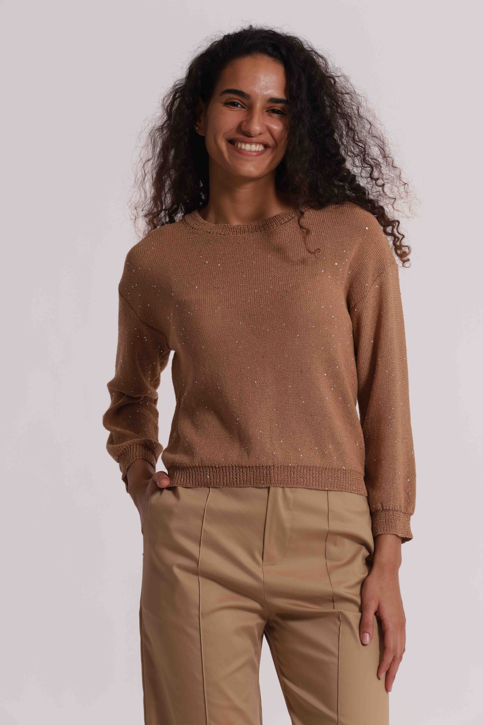 MAGLIA CON MICRO PAILLETTES