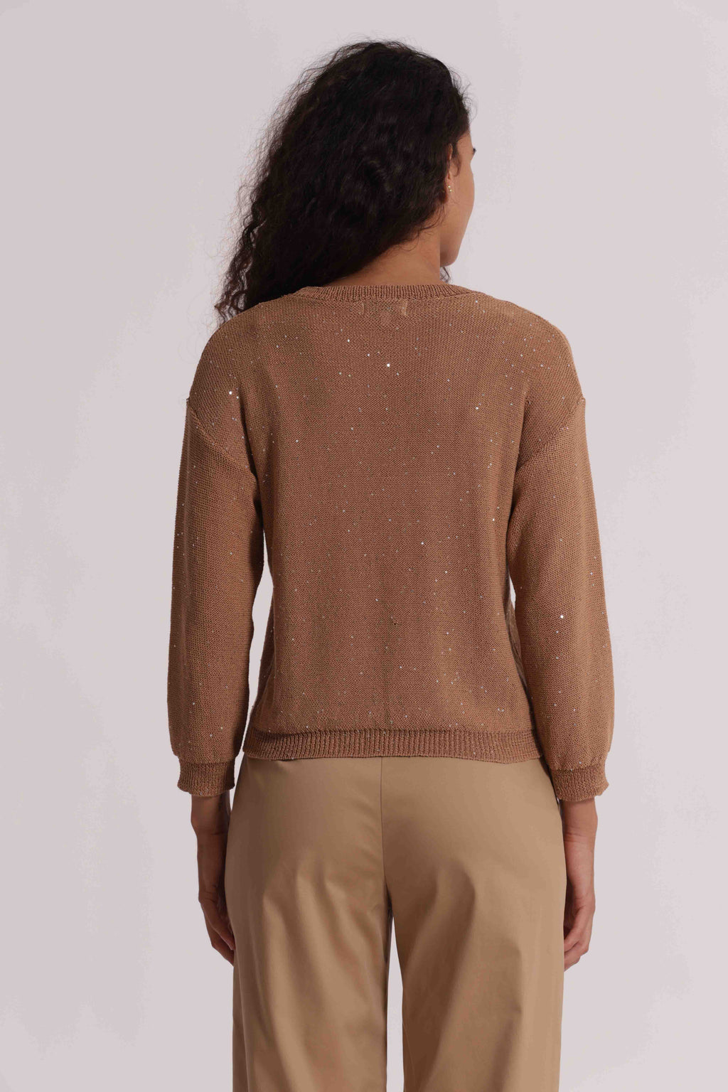 MAGLIA CON MICRO PAILLETTES