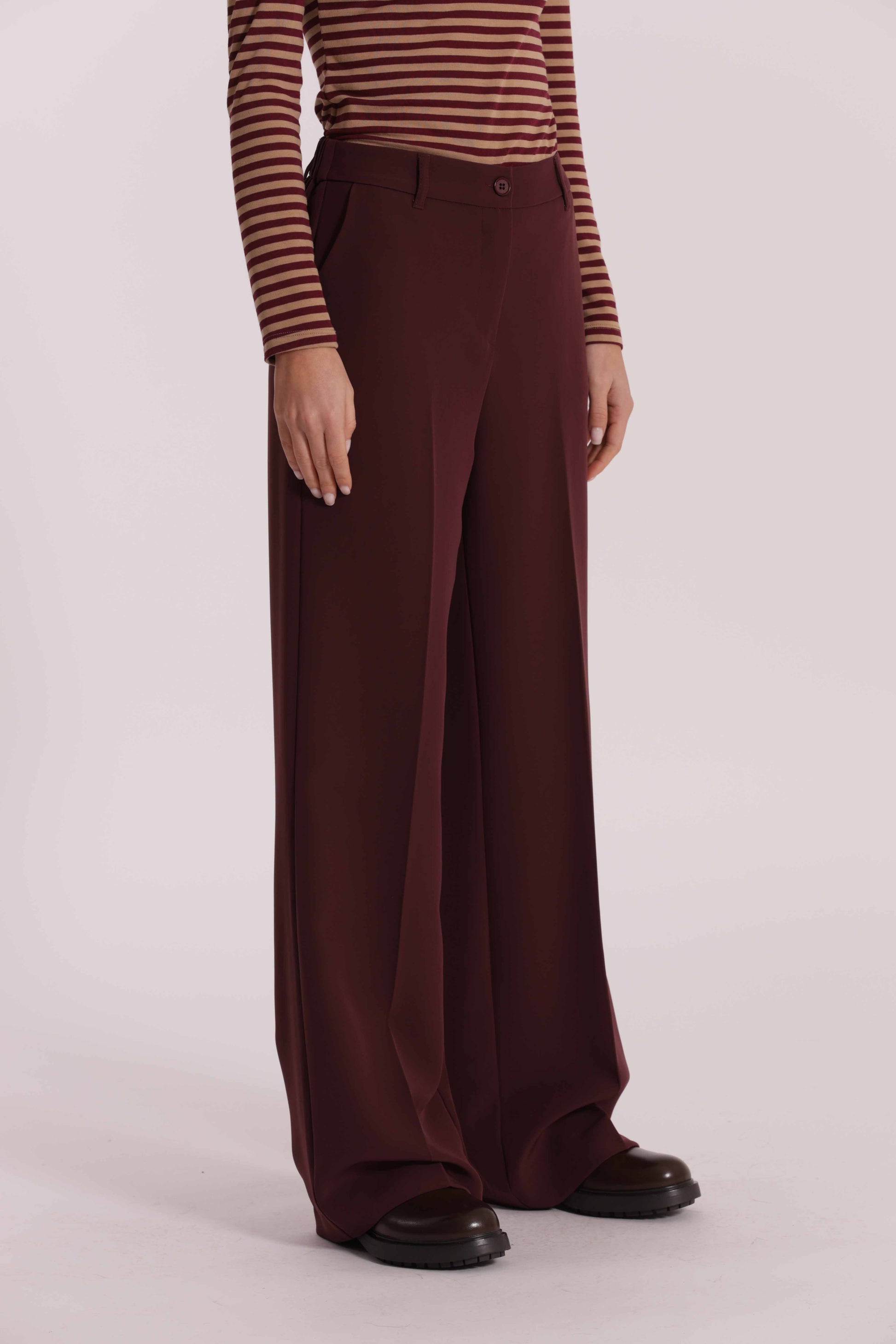 PANTALONE PALAZZO CON ELASTICO DIETRO