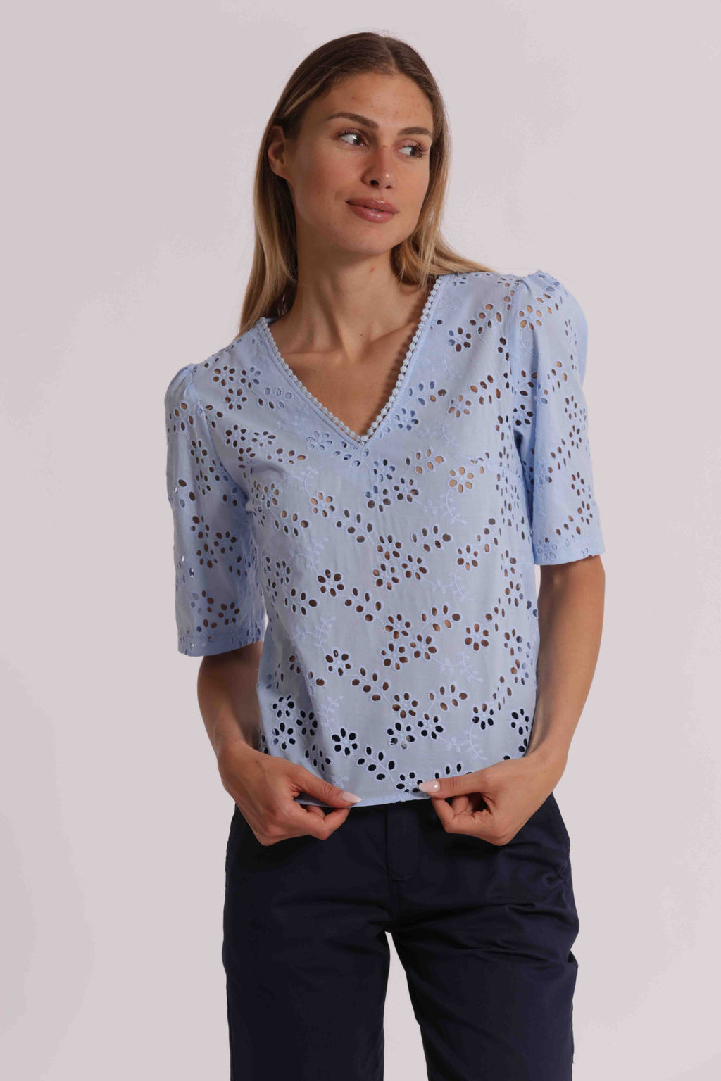 BLUSA IN SANGALLO