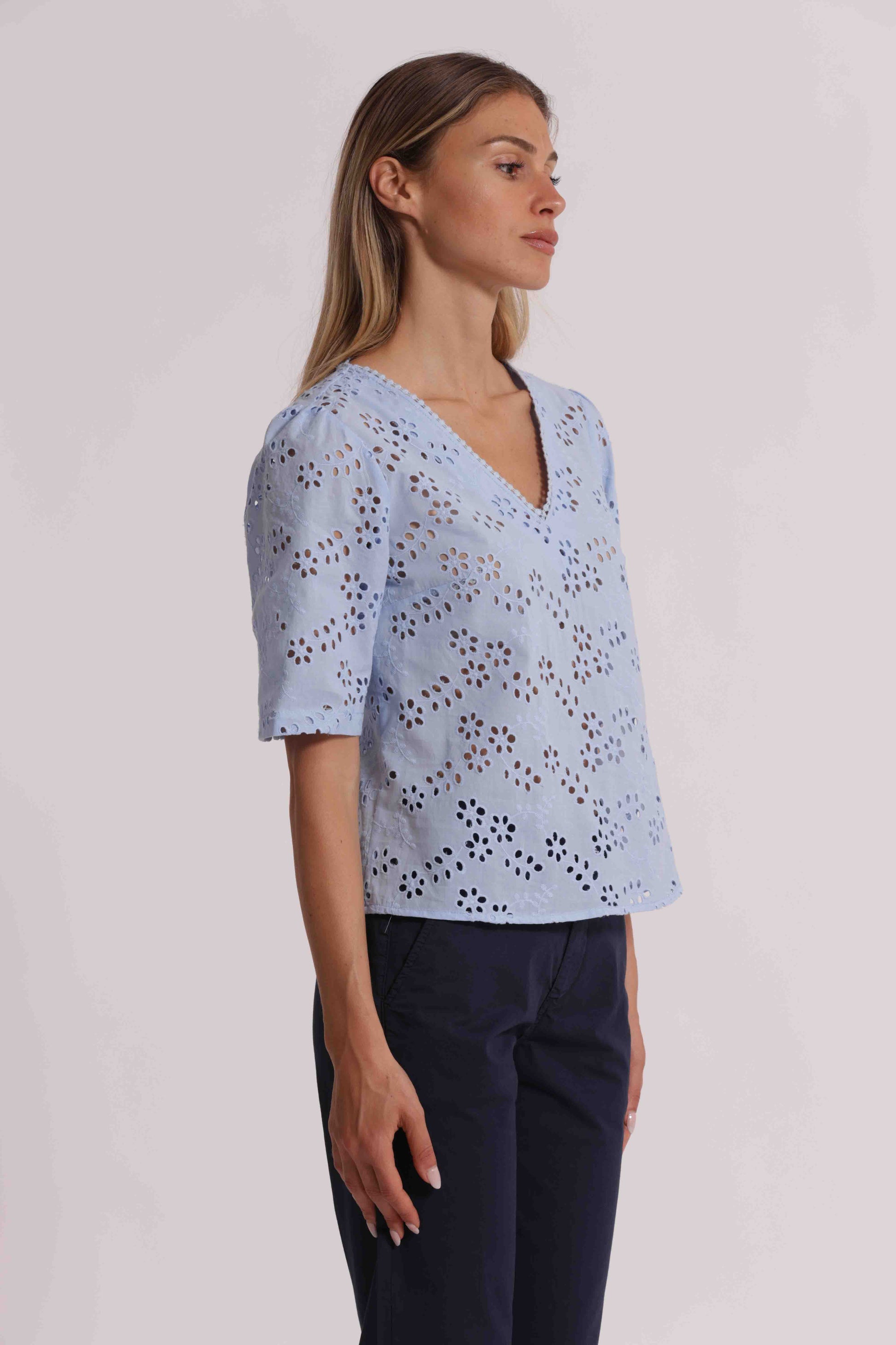 BLUSA IN SANGALLO