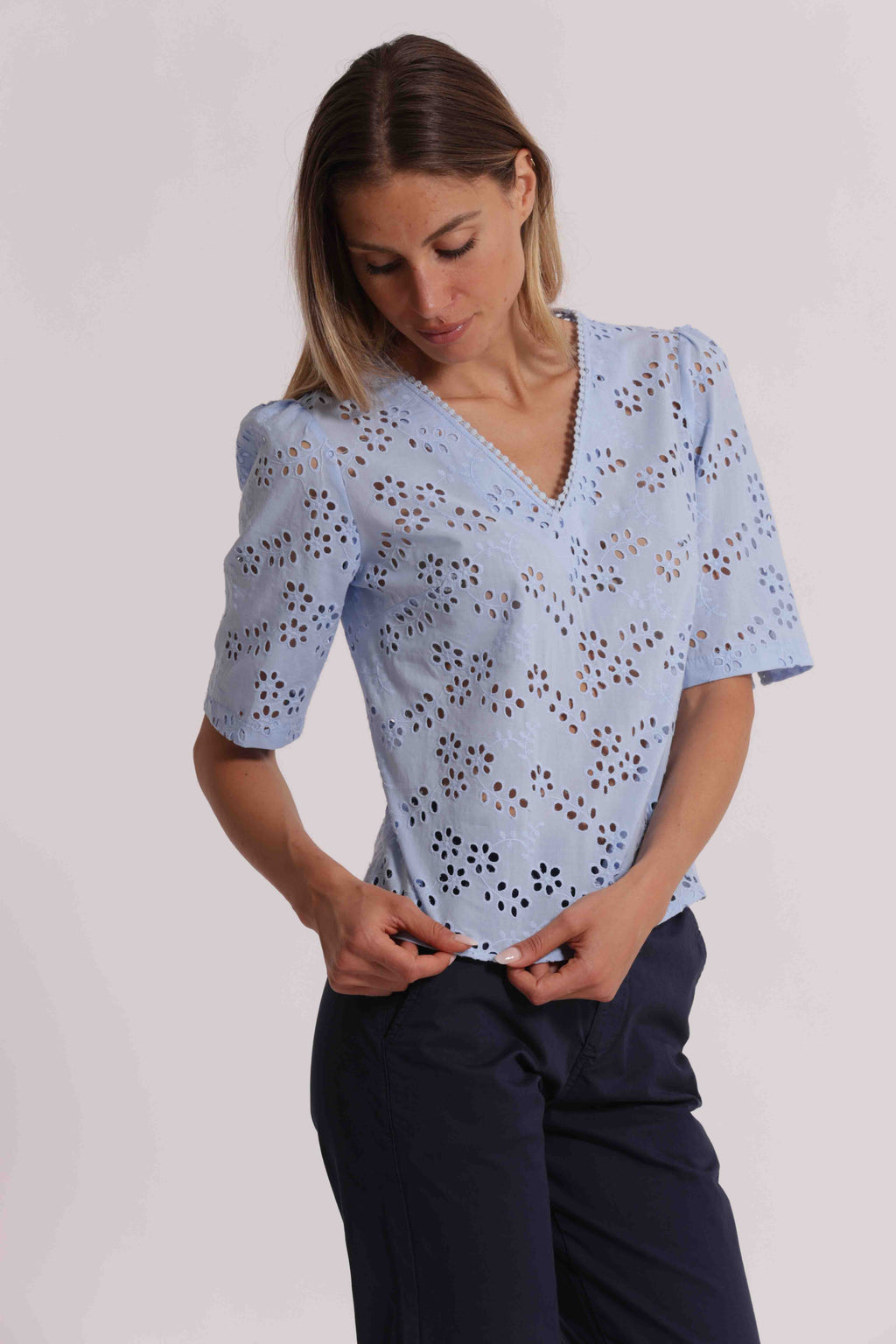 BLUSA IN SANGALLO