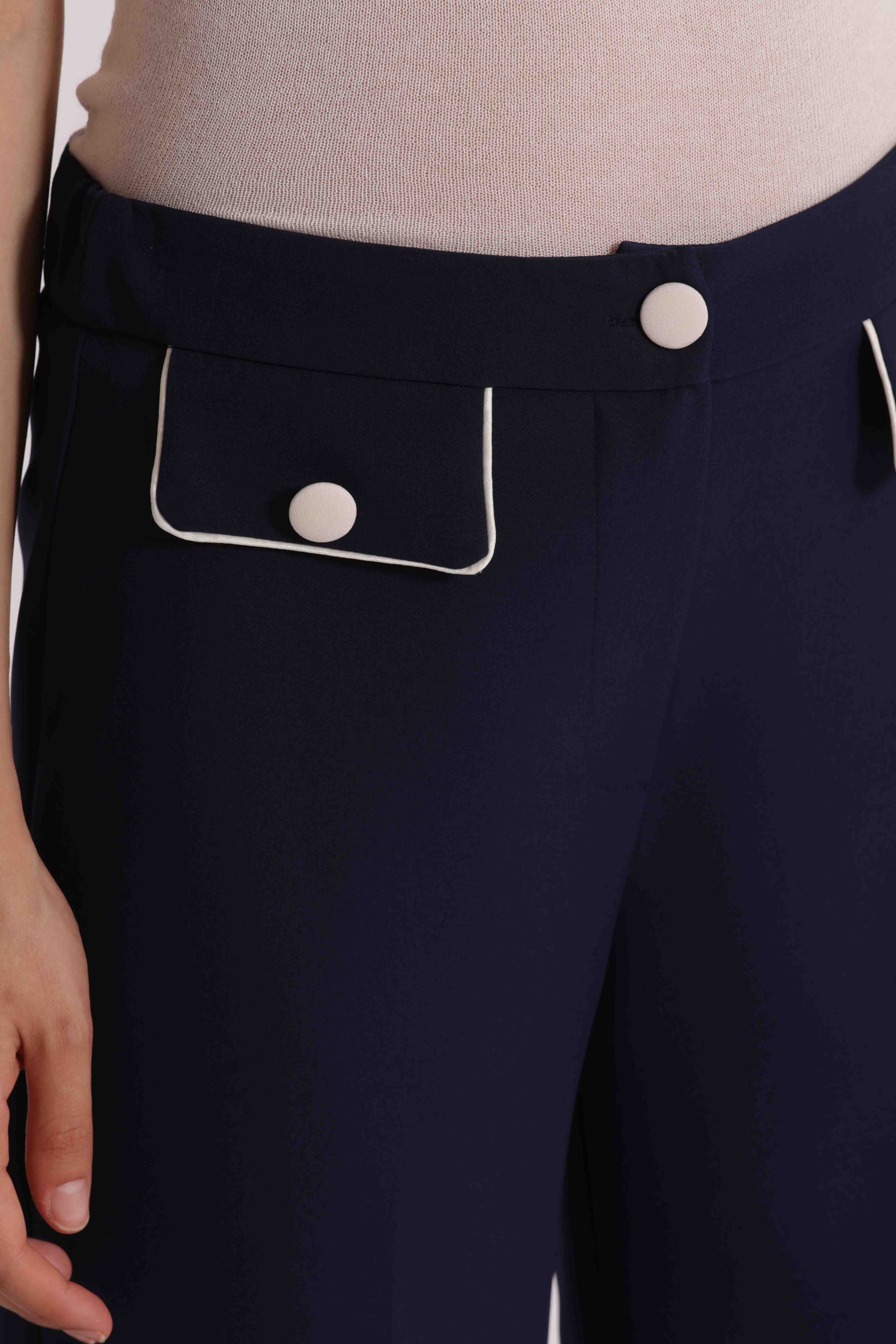 PANTALONI BORDI A CONTRASTO