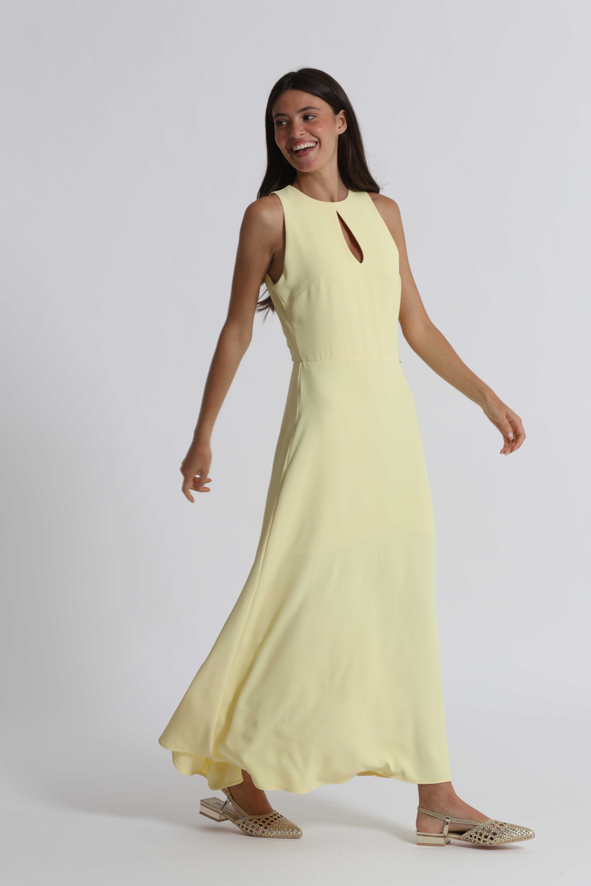 ABITO MIDI CON SCOLLO A GOCCIA