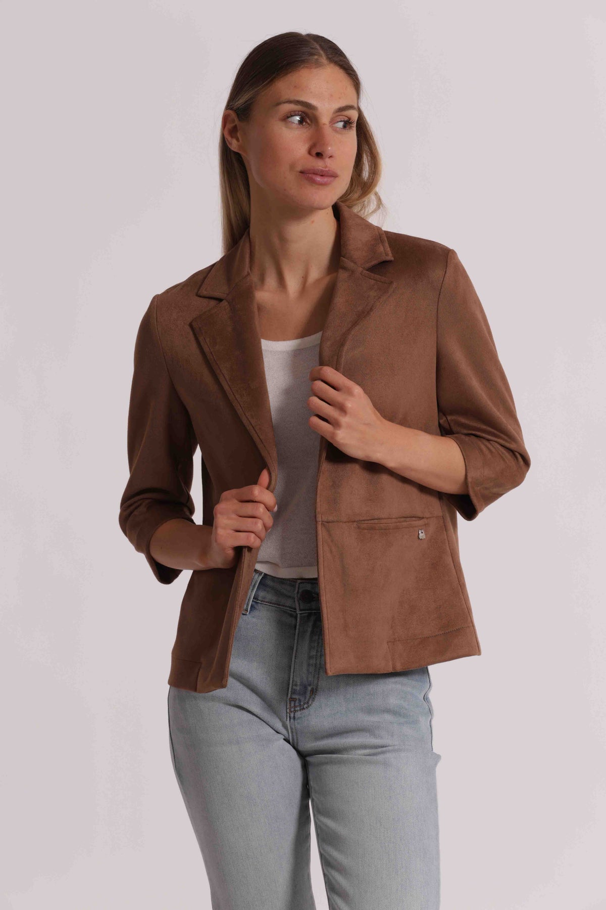 GIACCA IN EFFETTO CAMOSCIO