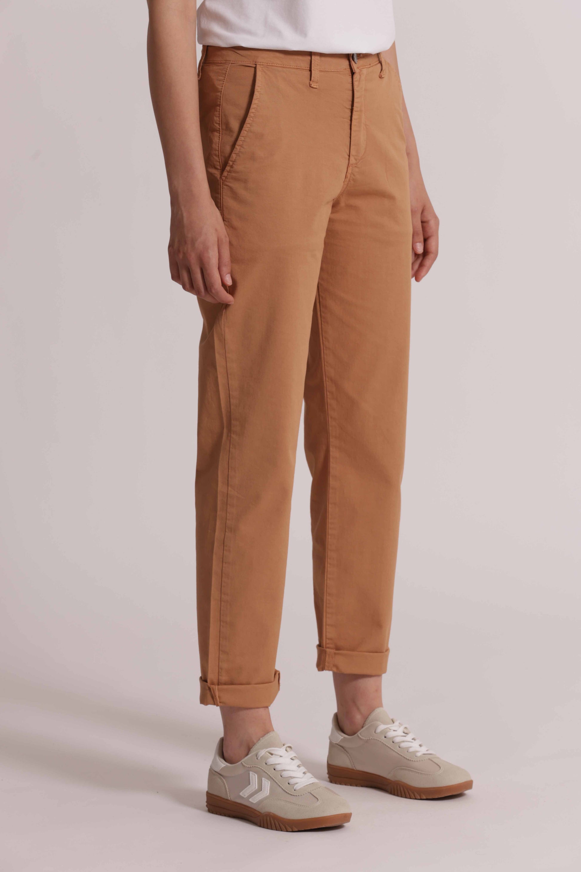 PANTALONE CHINOS