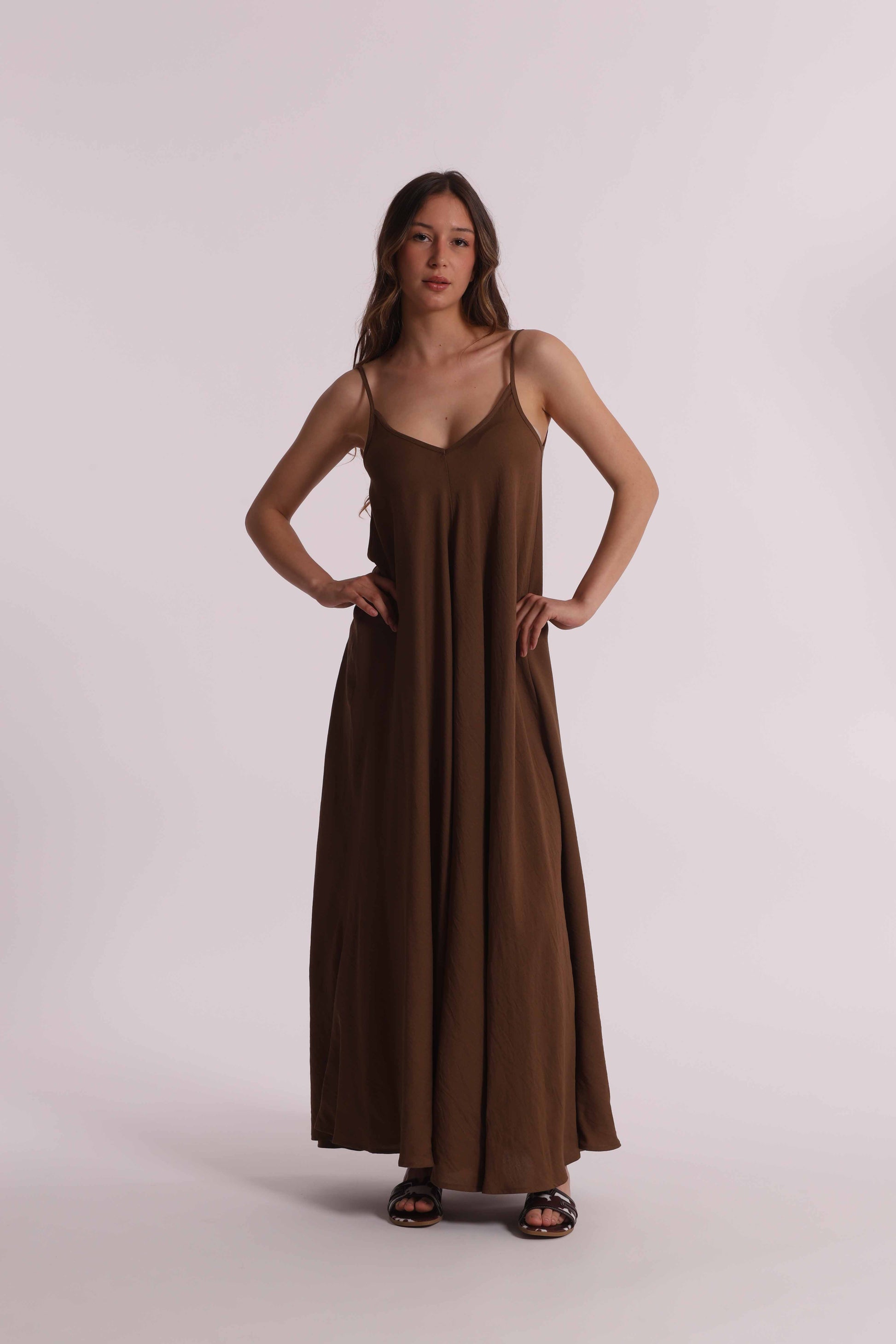 ABITO LUNGO LINEA AMPIA