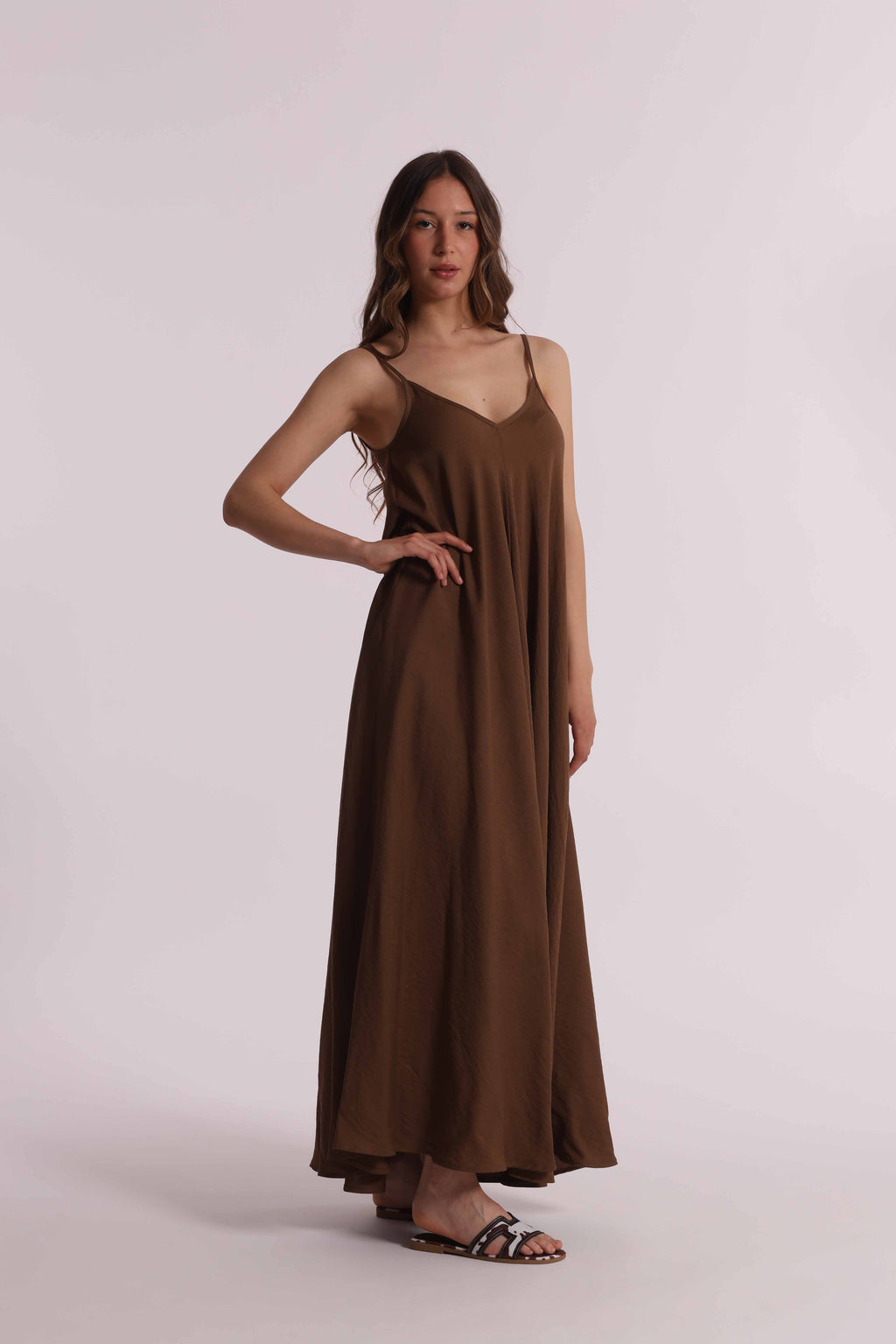 ABITO LUNGO LINEA AMPIA