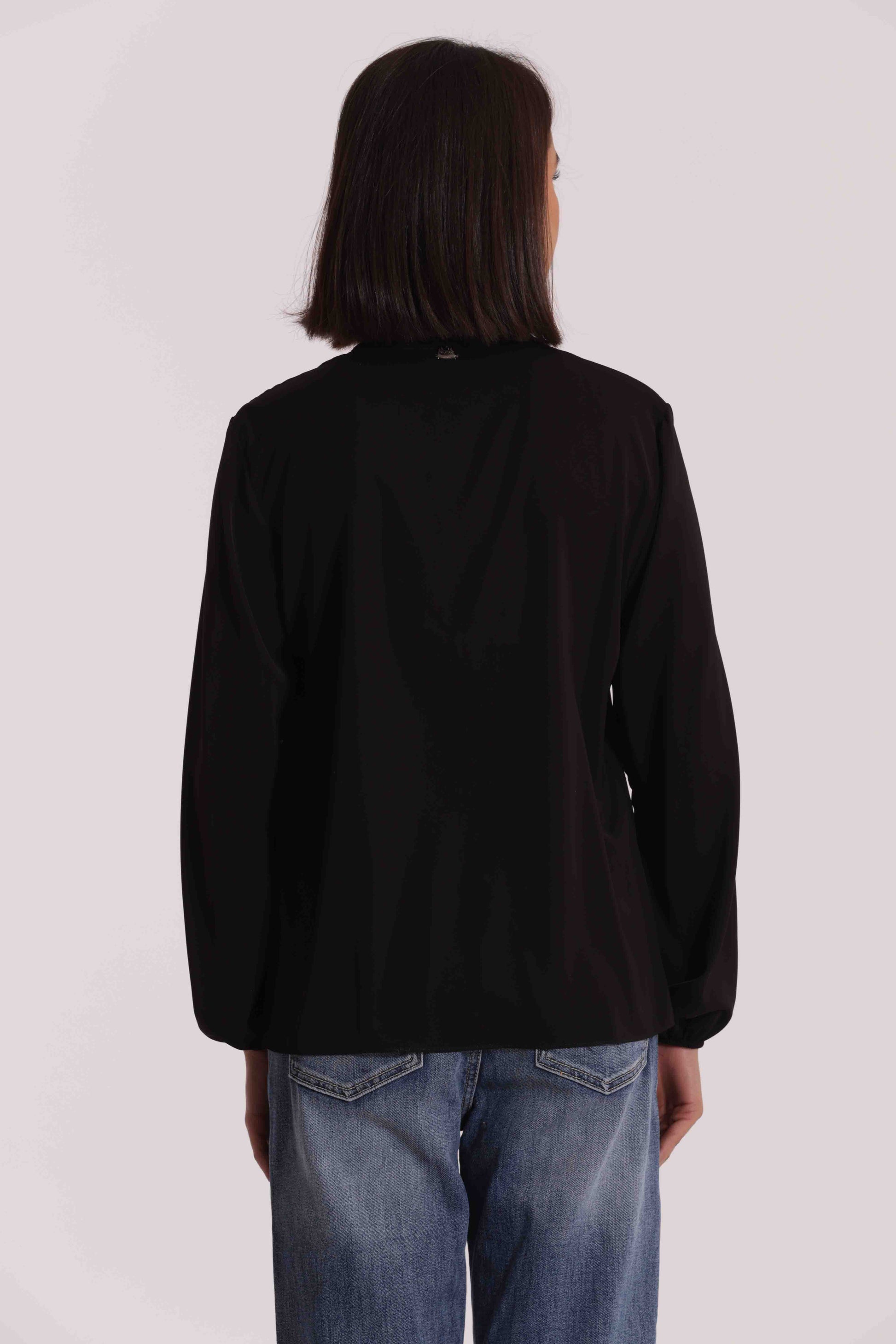 BLUSA CON PIEGHE IN SOLTON