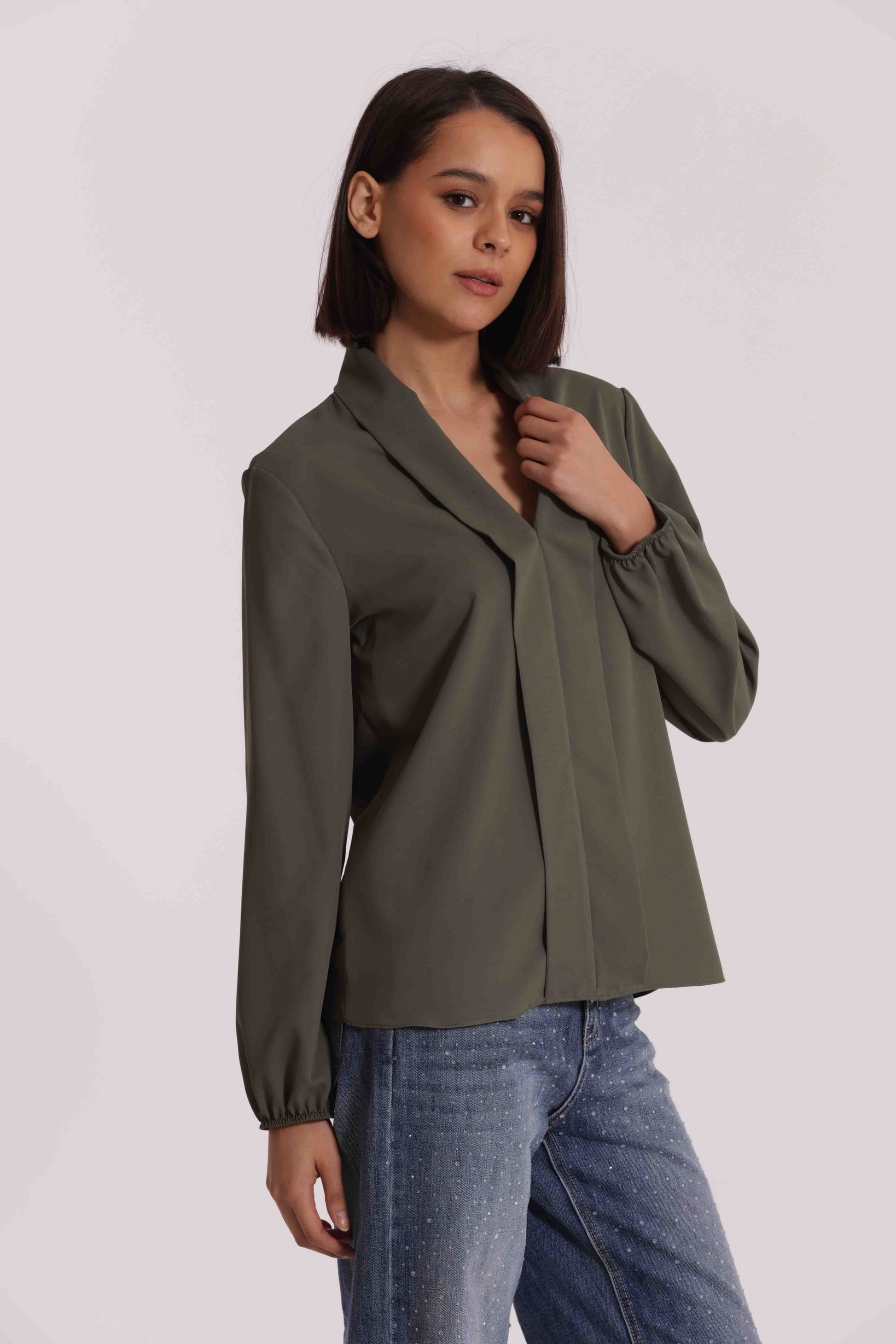 BLUSA CON PIEGHE IN SOLTON
