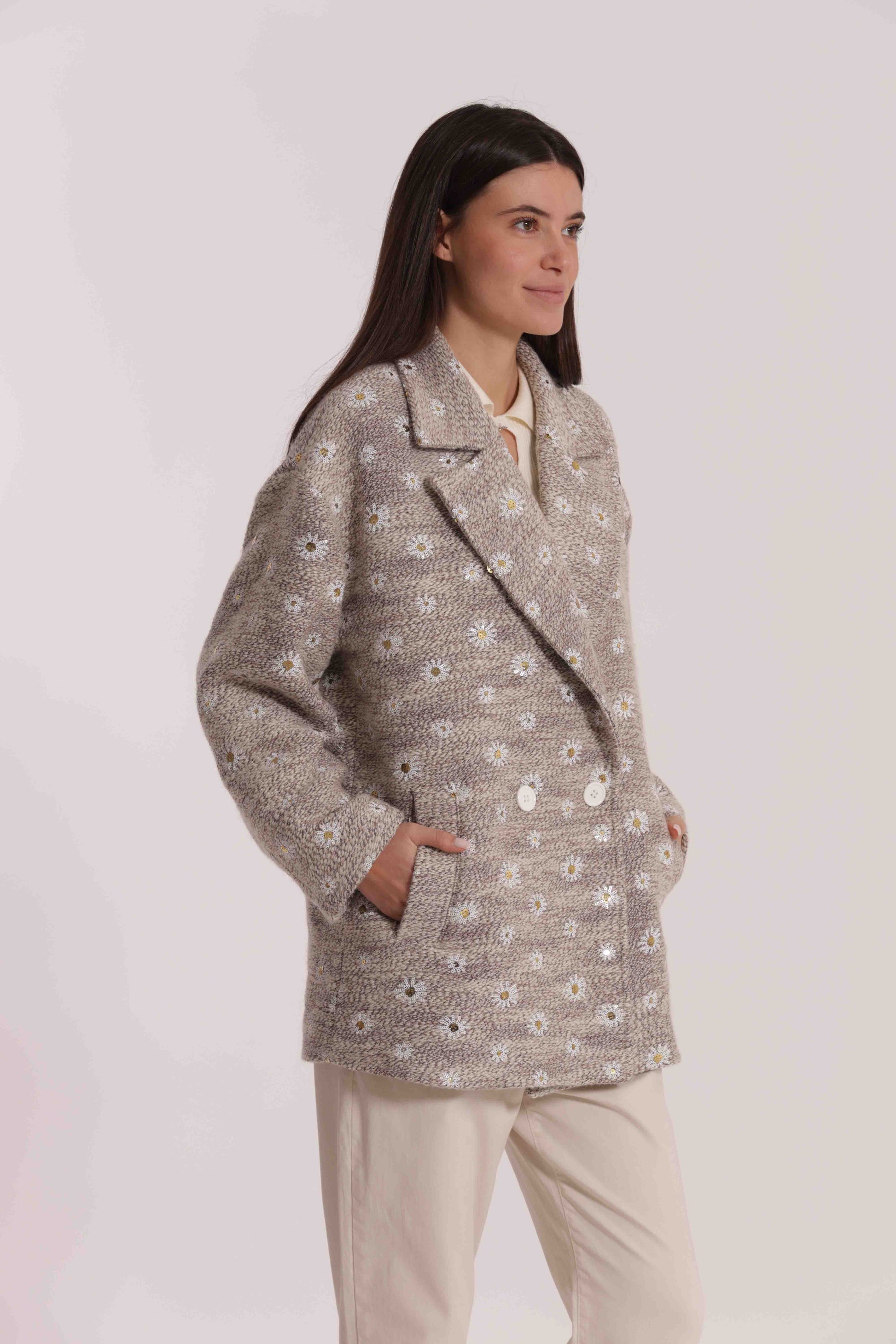 GIACCONE CON MARGHERITE DI PAILLETTES