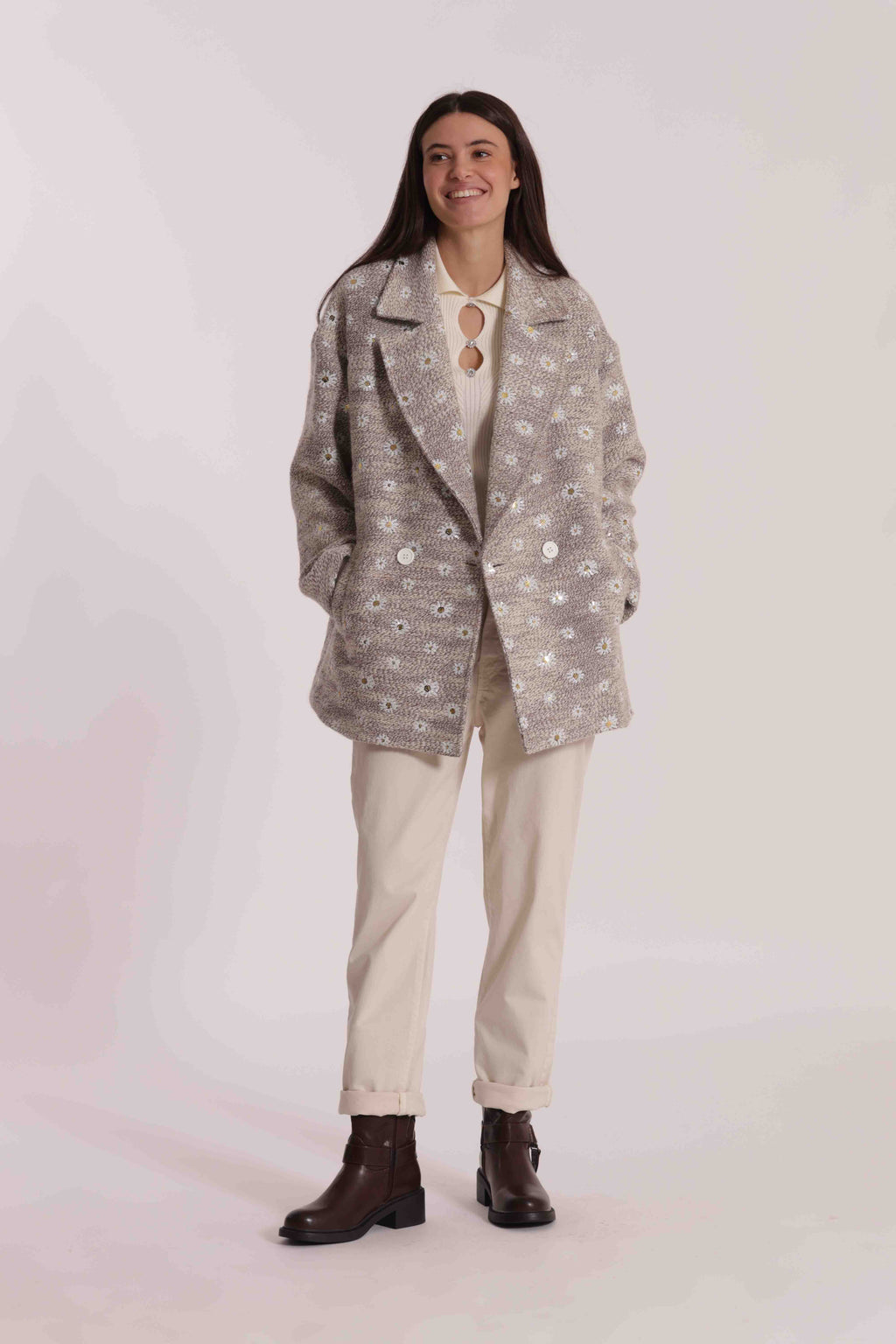 GIACCONE CON MARGHERITE DI PAILLETTES