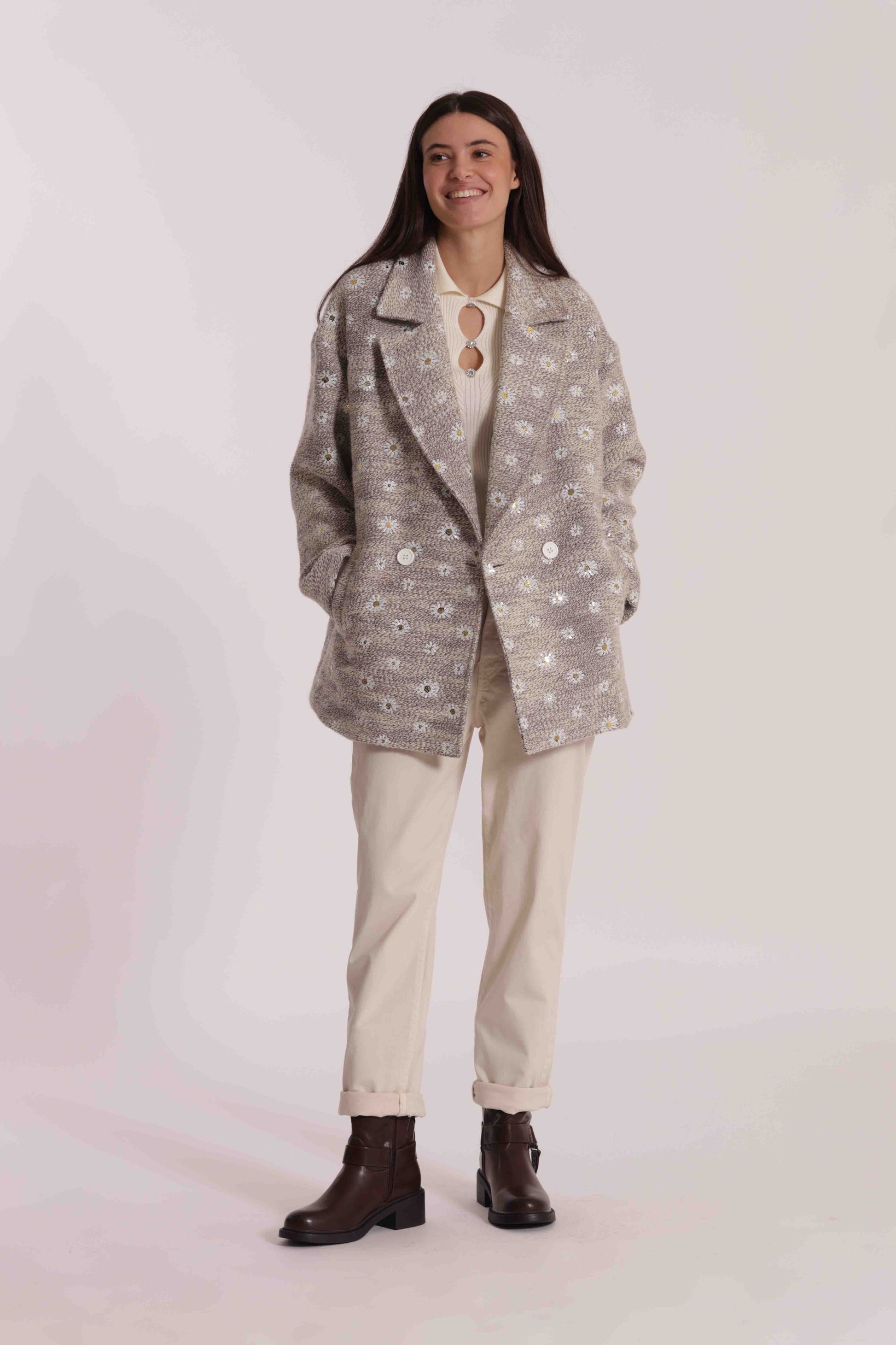 GIACCONE CON MARGHERITE DI PAILLETTES