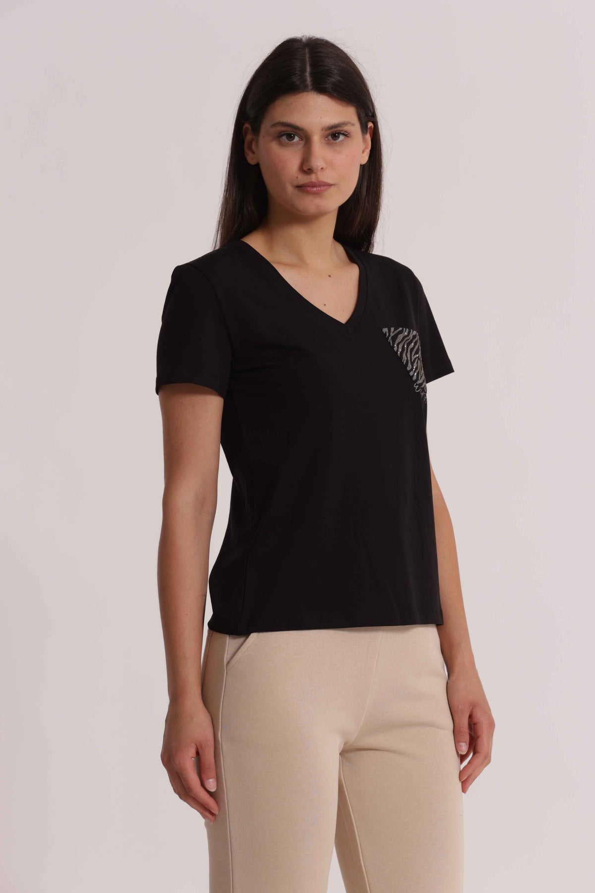 T-SHIRT SCOLLO V TASCHINO ZEBRATO
