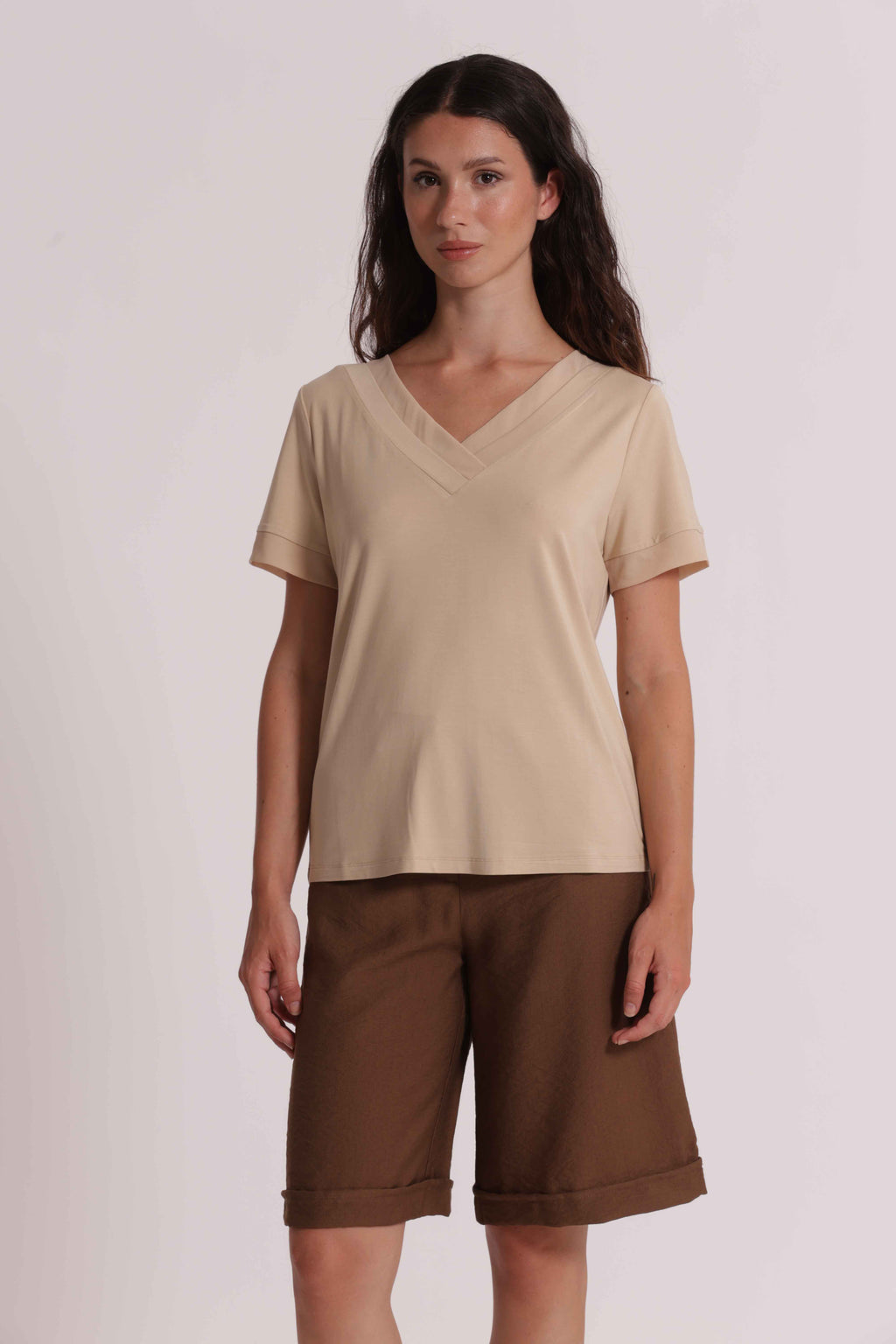 T-SHIRT SCOLLO V DETTAGLI GEORGETTE