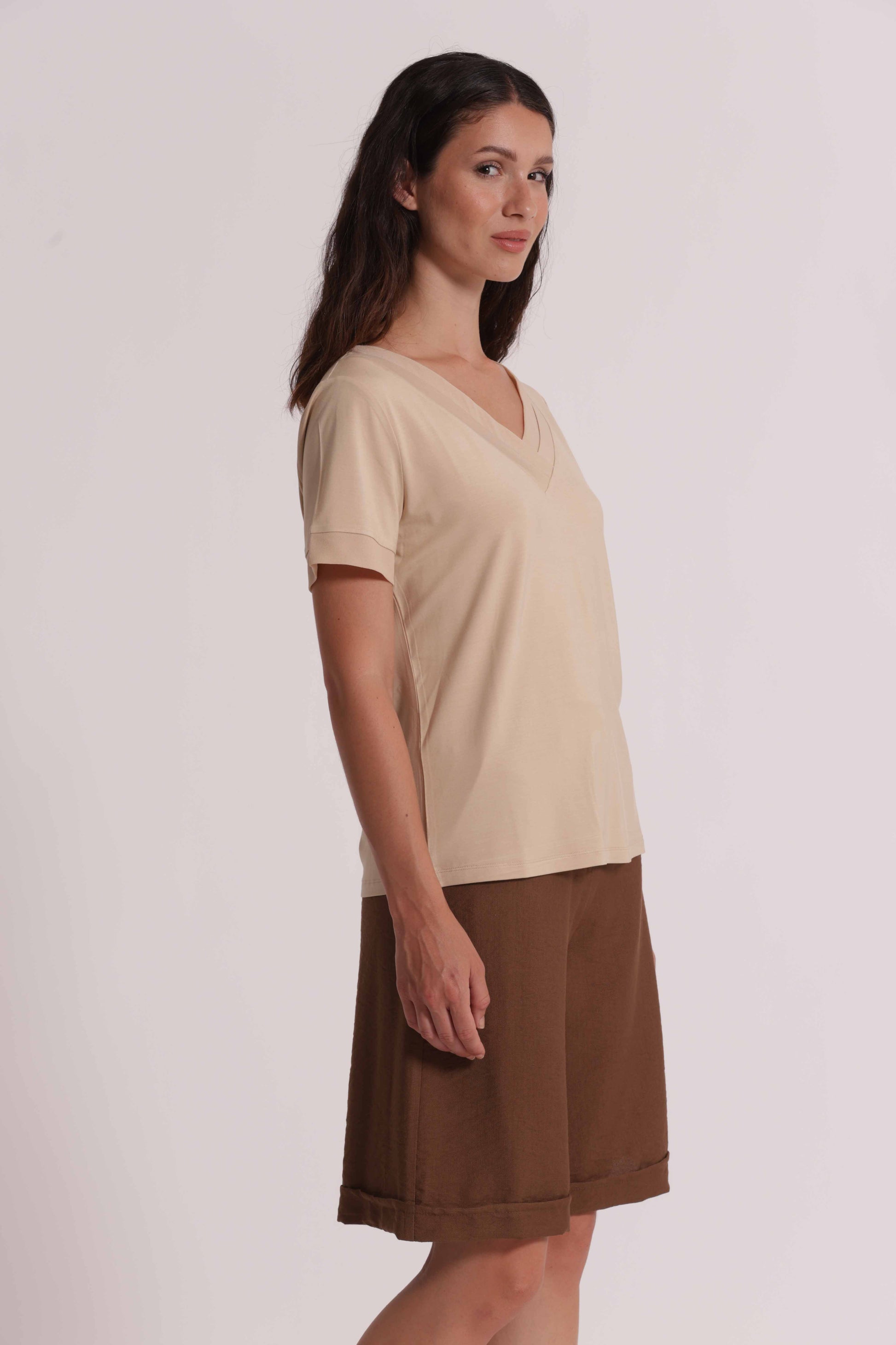 T-SHIRT SCOLLO V DETTAGLI GEORGETTE
