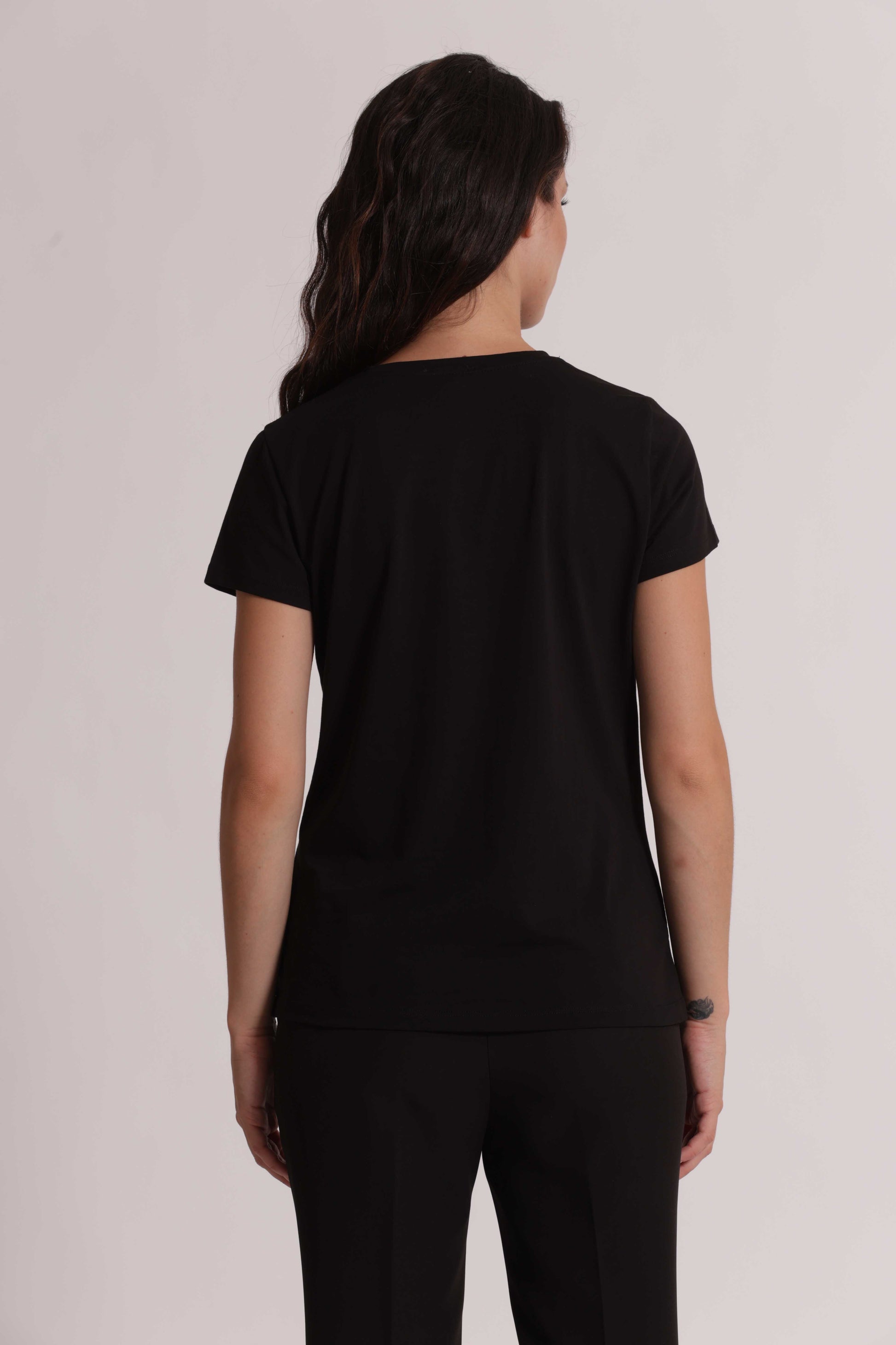 T-SHIRT CON SPILLA STRASS