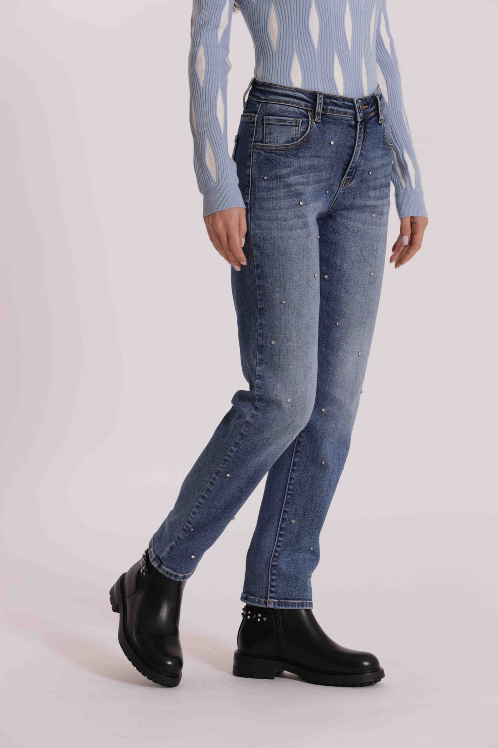 JEANS SIGARETTA CON STRASS