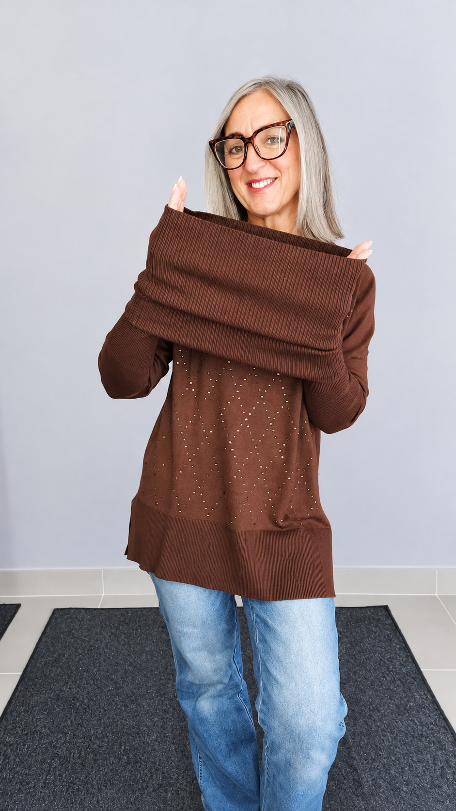 MAGLIA STRASS OVER E COLLO REMOVIBILE