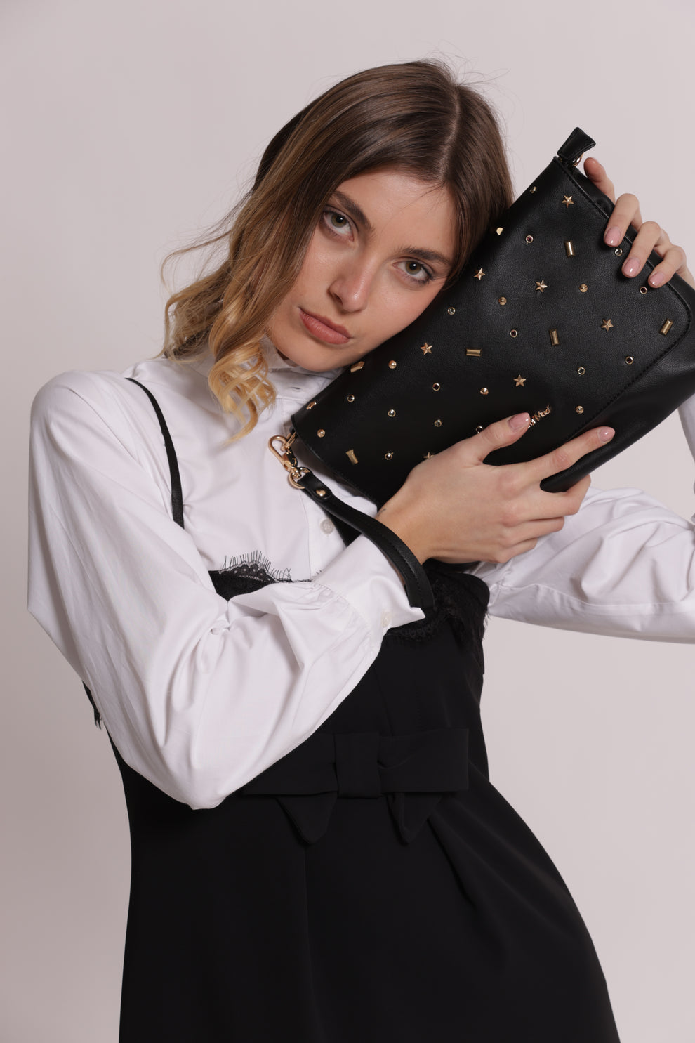 BORSA A BUSTA CON APPLICAZIONI