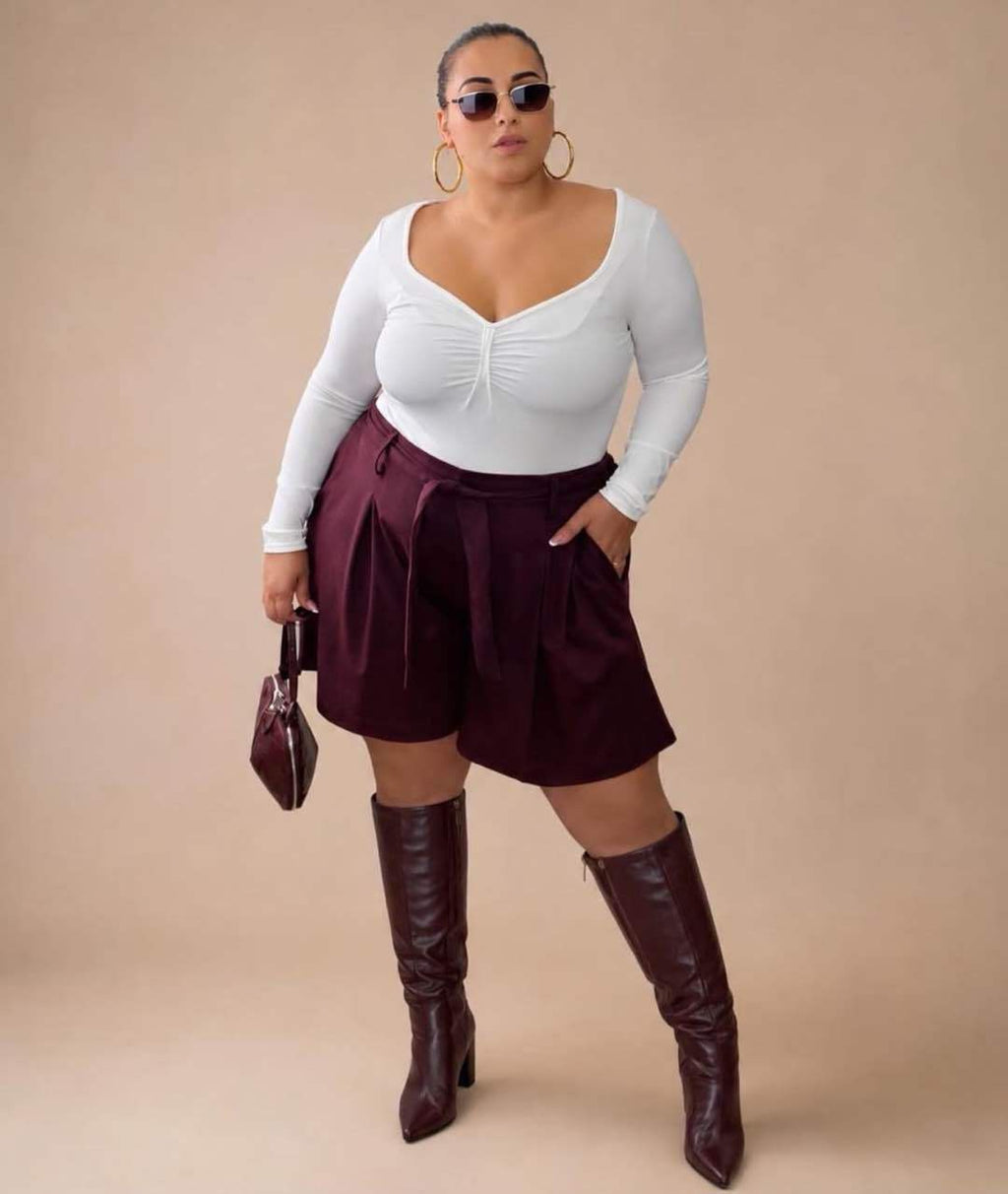 BODY CURVY LEA