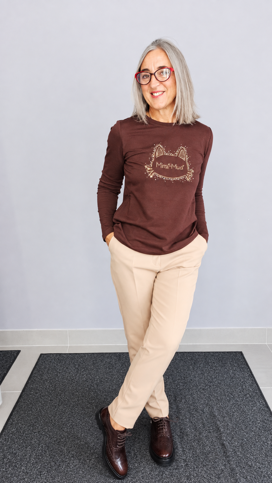 PANTALONE SIGARETTA CON ELASTICO DIETRO