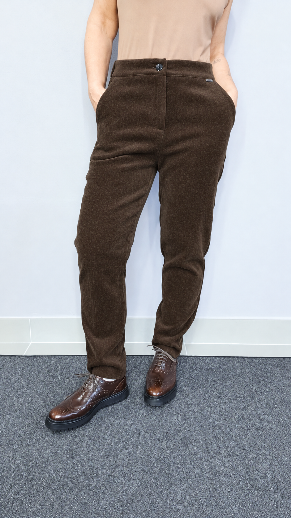PANTALONE VELLUTO ELASTICO DIETRO